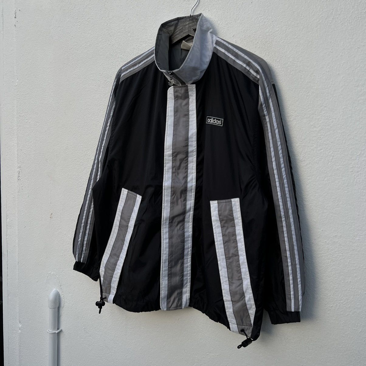 Adidas VINTAGE ADIDAS WINDBREAKER JACKET BIG LOGO ZIPPER Size US M / EU 48-50 / 2 - 2 Thumbnail