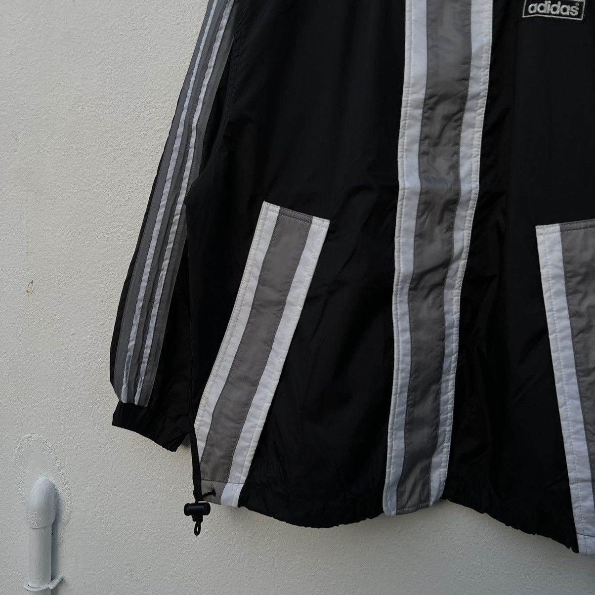 Adidas VINTAGE ADIDAS WINDBREAKER JACKET BIG LOGO ZIPPER Size US M / EU 48-50 / 2 - 4 Thumbnail