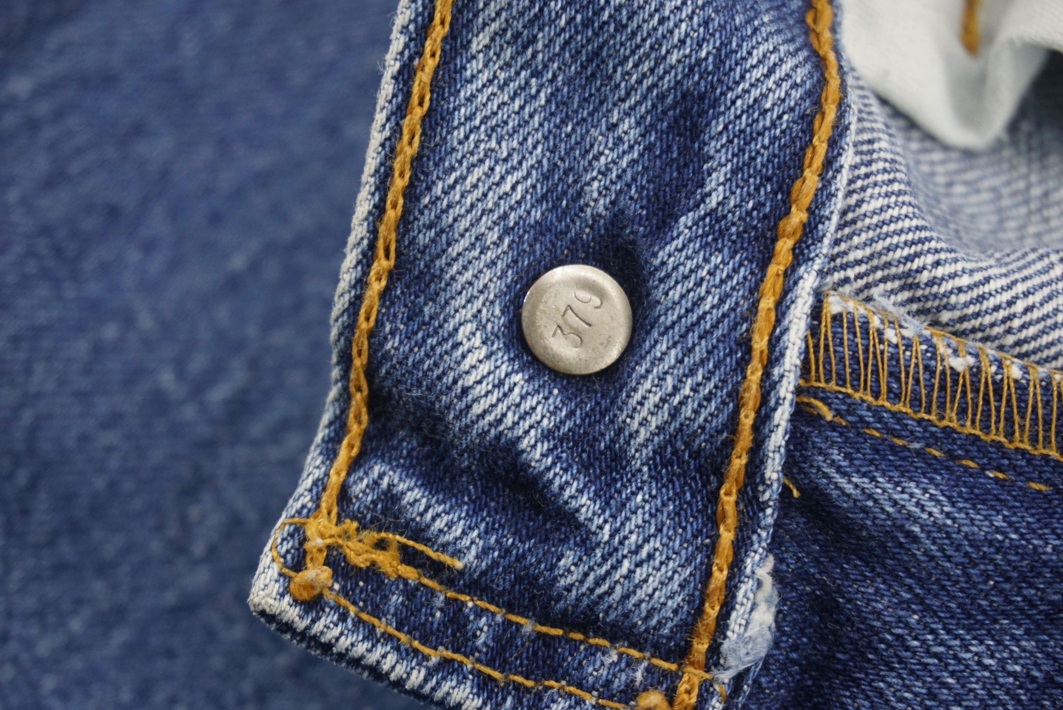 Levi's × Vintage Levi’s 517 Made in USA Size US 31 - 11 Thumbnail