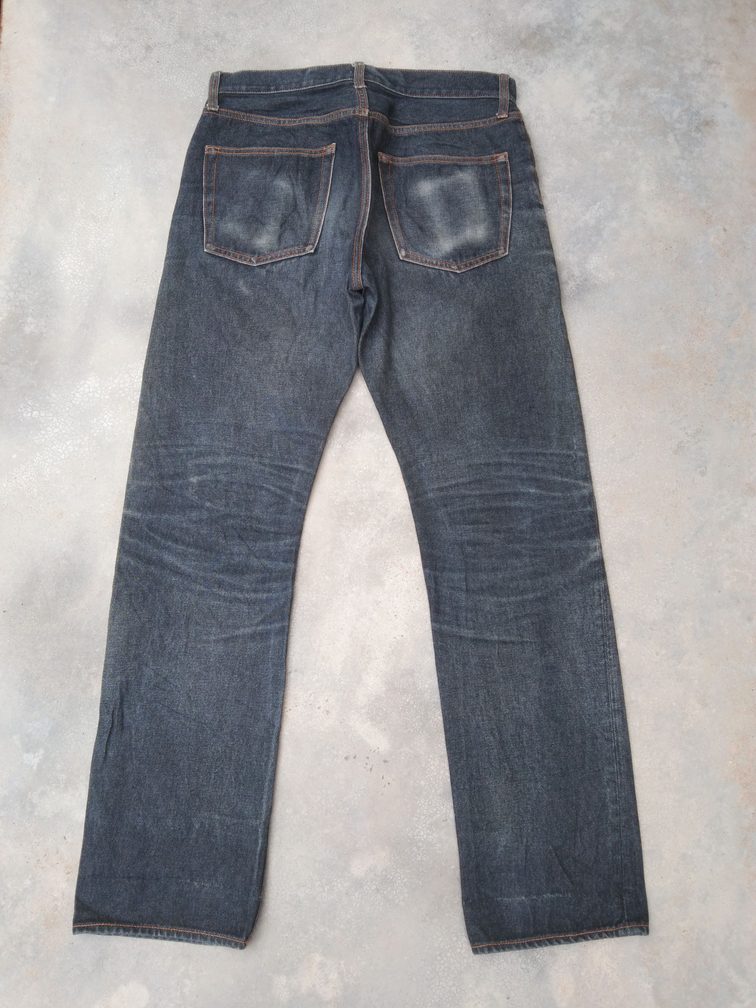 Japanese Brand Vintage Japanese GU Faded Blue Distressed Jeans 32x32 Size US 32 / EU 48 - 2 Thumbnail