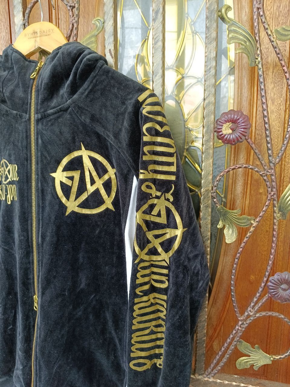 Japanese Brand 24 KARAT GOLD DIGGERS JAPAN STREETWEAR COUDUROY BIG LOGO Size US M / EU 48-50 / 2 - 3 Thumbnail