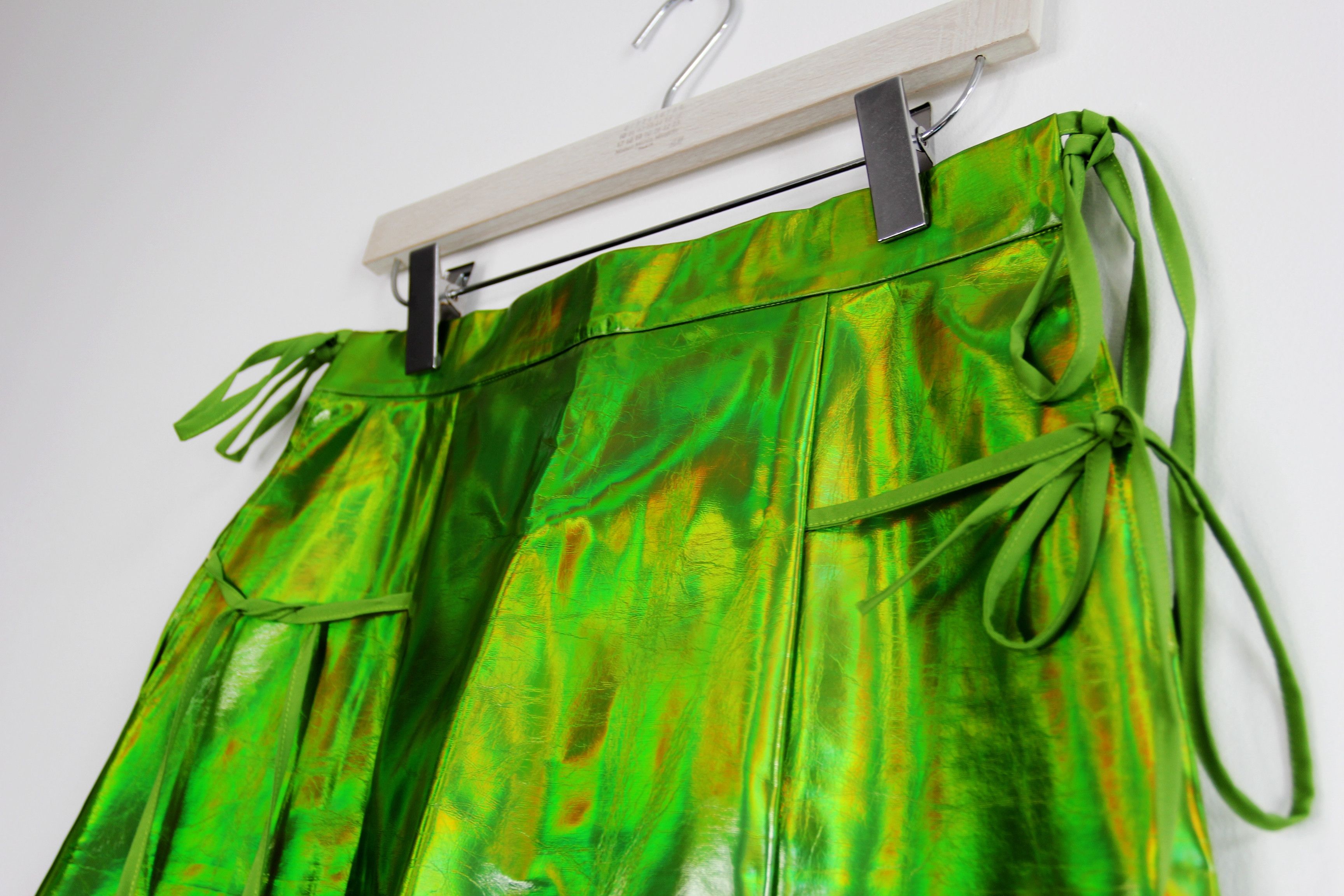 Other BNWT AW22 AMYLYNN IRIDESCENT LACED SKIRT L Size 30" / US 8 / IT 44 - 4 Thumbnail