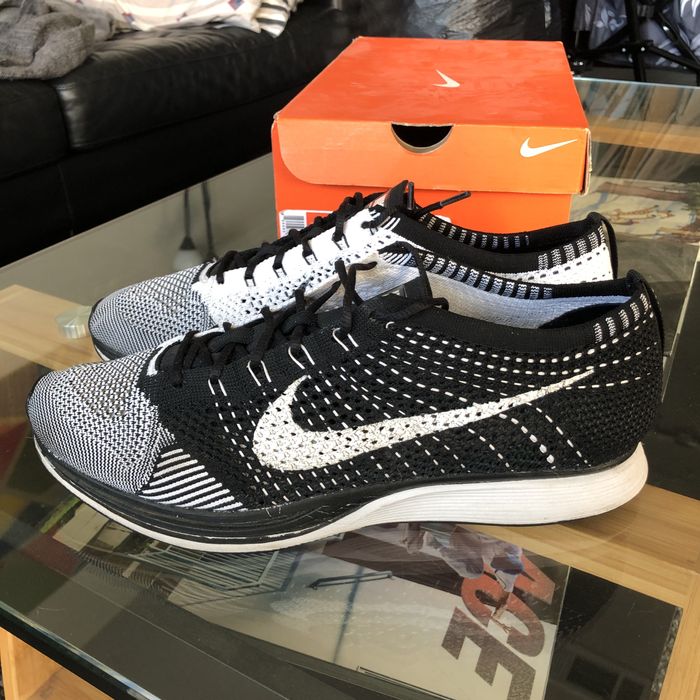 Flyknit racer black outlet tongue