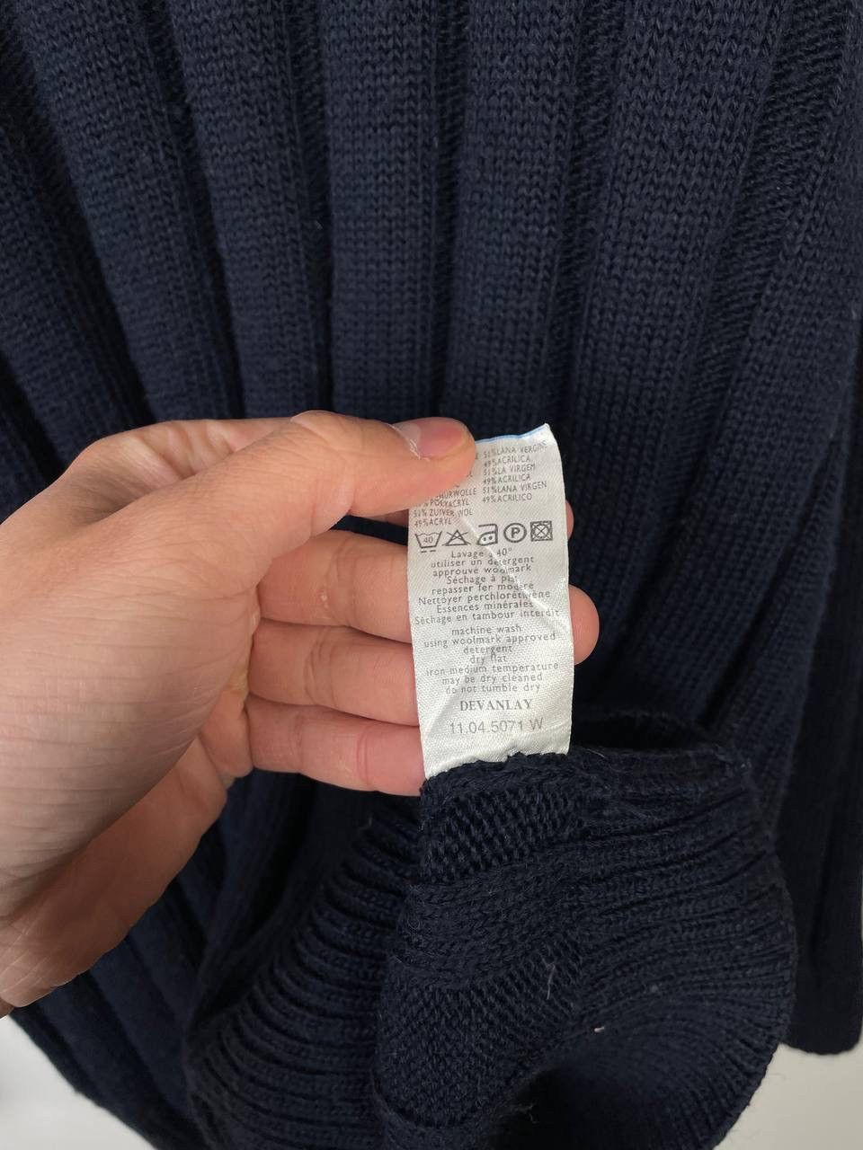 Lacoste Lacoste vintage sweater size L Size US L / EU 52-54 / 3 - 3 Thumbnail
