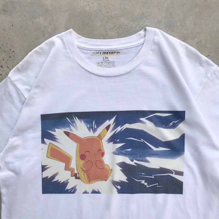 Pokemon Pokemon Pikachu Thunderbolt T-Shirt | Grailed