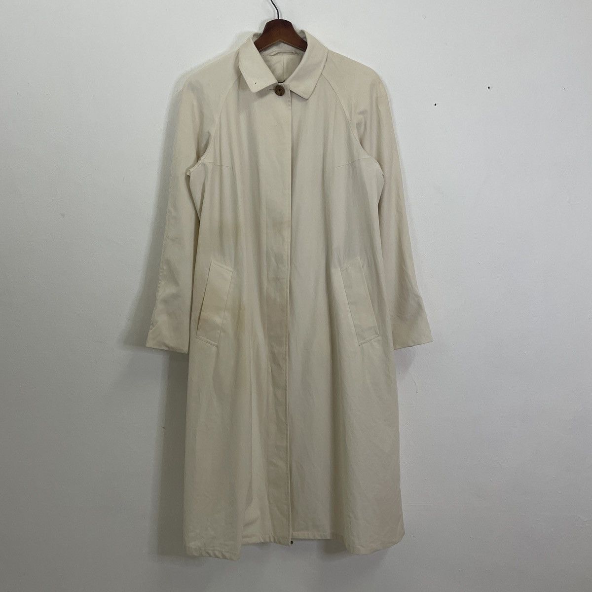 Burberry Vintage Burberry London Trench Coat Jacket Size US M / EU 48-50 / 2 - 2 Thumbnail