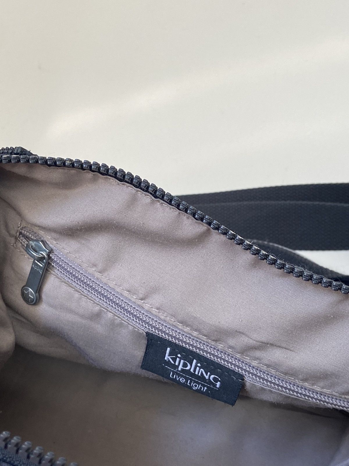 Vintage Kipling Vintage Y2K Bag Messenger Size ONE SIZE - 17 Thumbnail