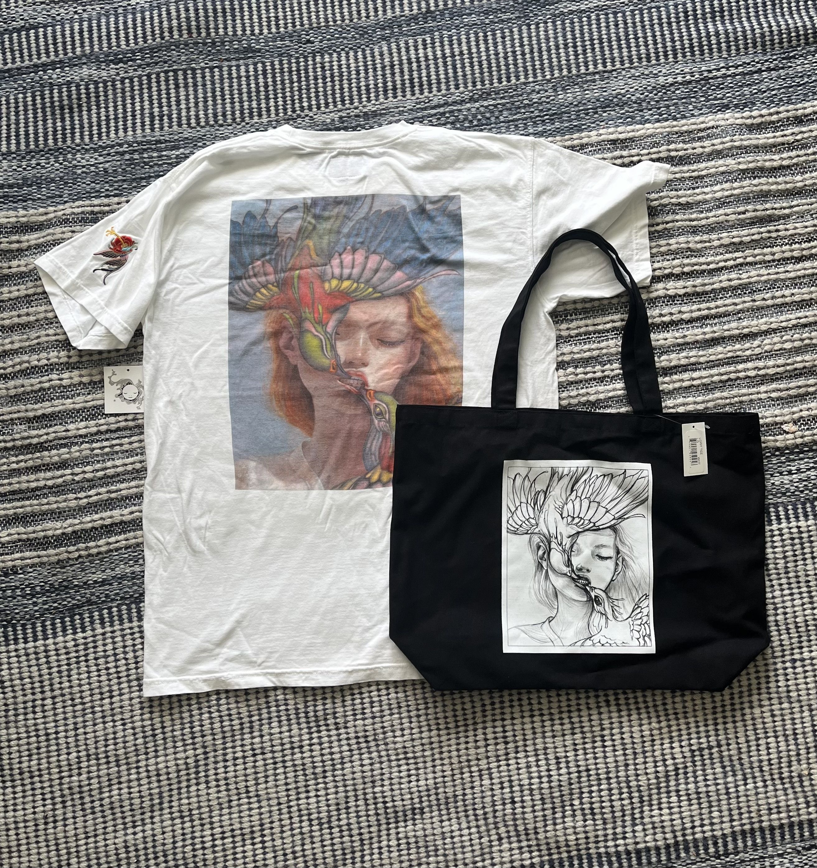 James Jean James Jean “Lory” tee shirt + tote Size US L / EU 52-54 / 3 - 1 Thumbnail