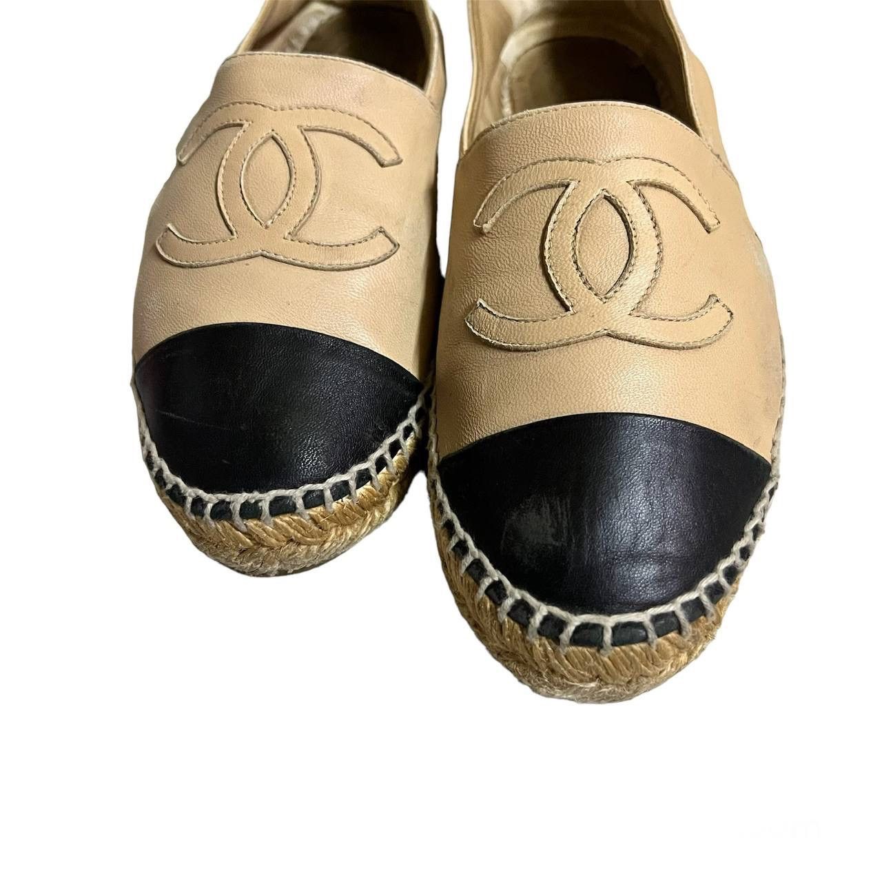 Chanel Chanel Espadrilles Lamb Skin Slip On Beige And Black Size US 9 / IT 39 - 3 Thumbnail