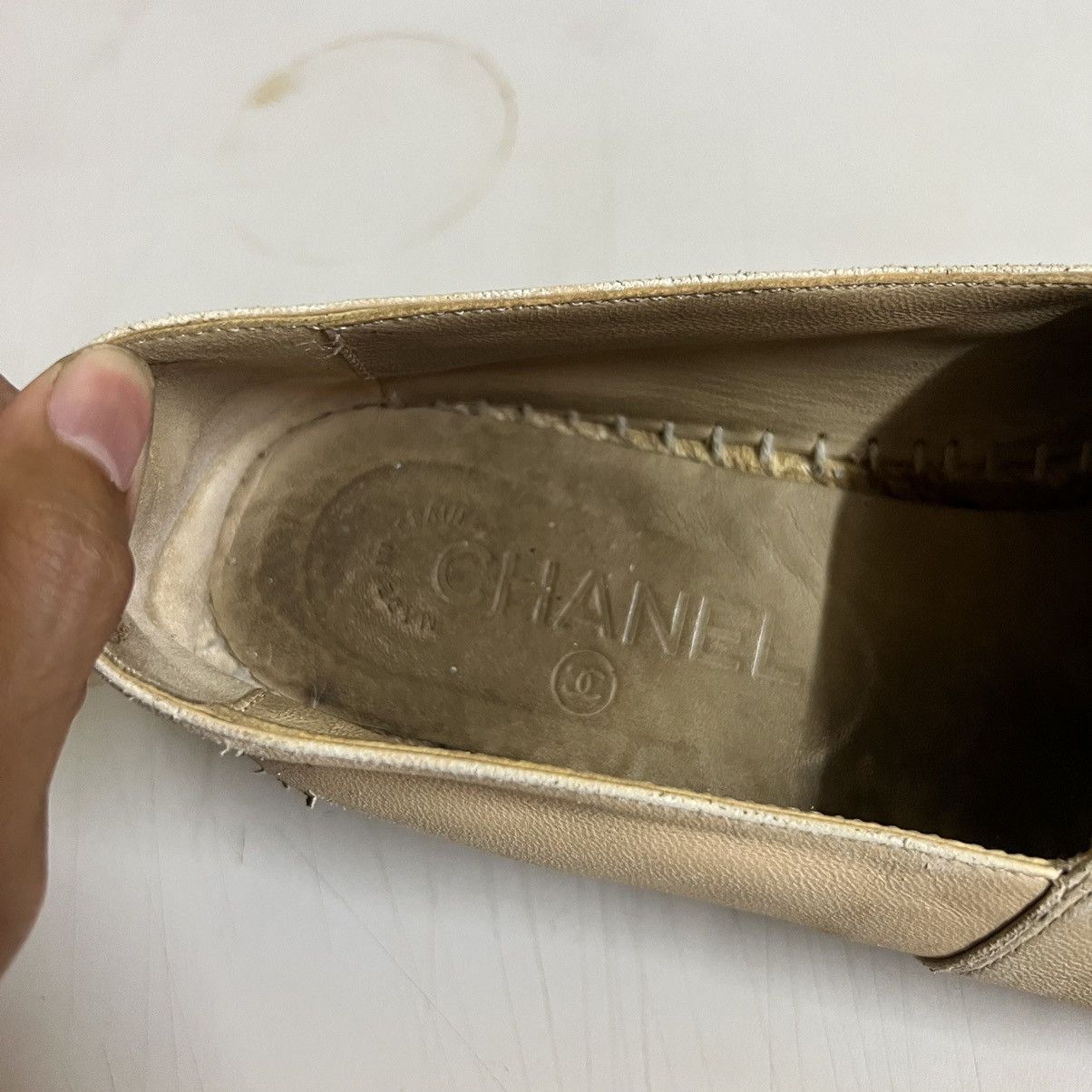 Chanel Chanel Espadrilles Lamb Skin Slip On Beige And Black Size US 9 / IT 39 - 9 Thumbnail