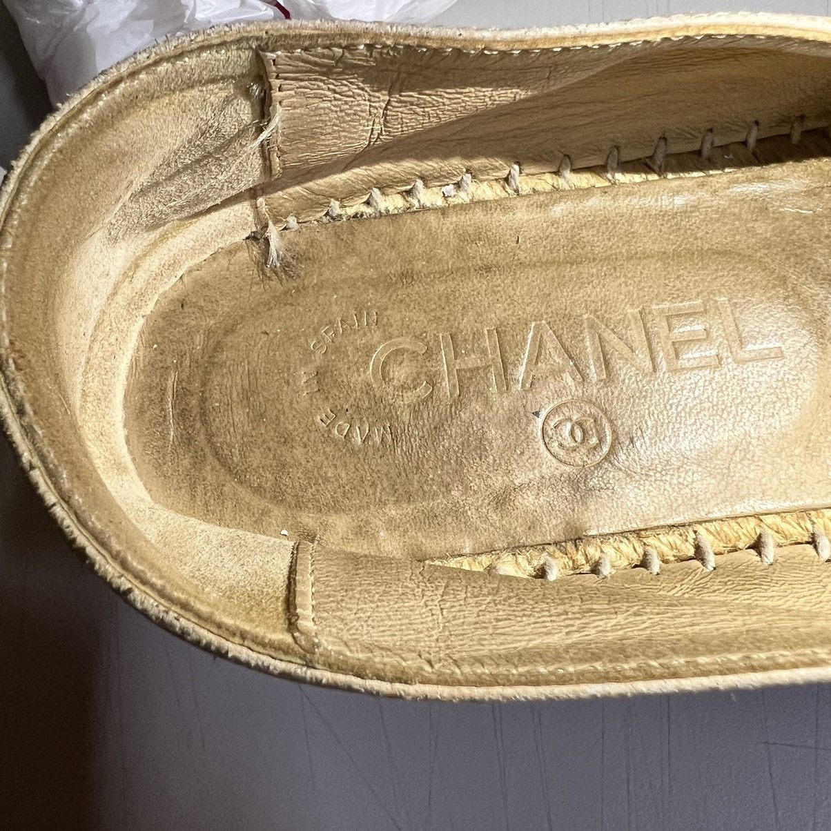 Chanel Chanel Espadrilles Lamb Skin Slip On Beige And Black Size US 9 / IT 39 - 21 Thumbnail