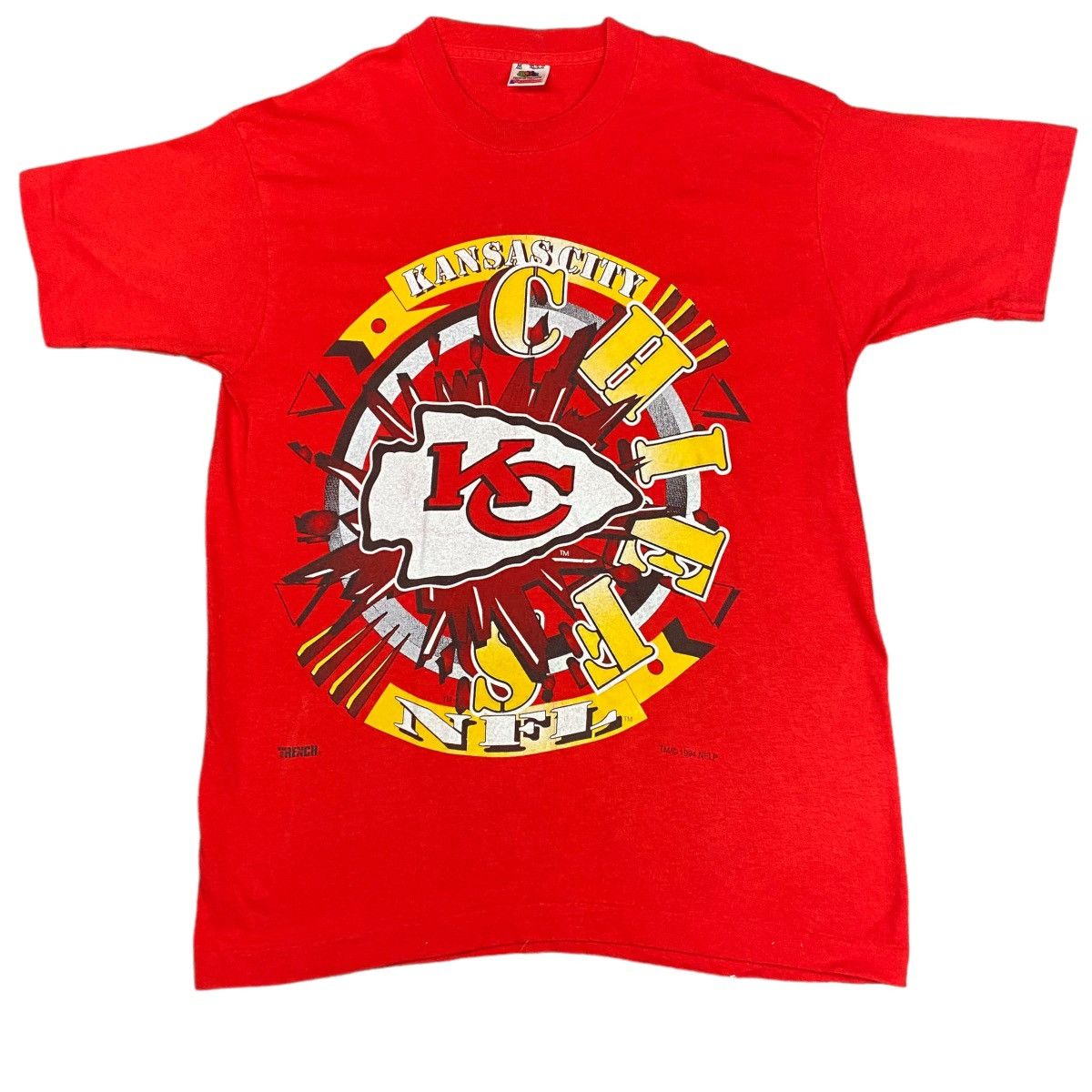 Gildan, Shirts, Vintage Nfl Kansas City Chiefs Looney Tunes Tshirt Kansas  City Chiefs Shirt