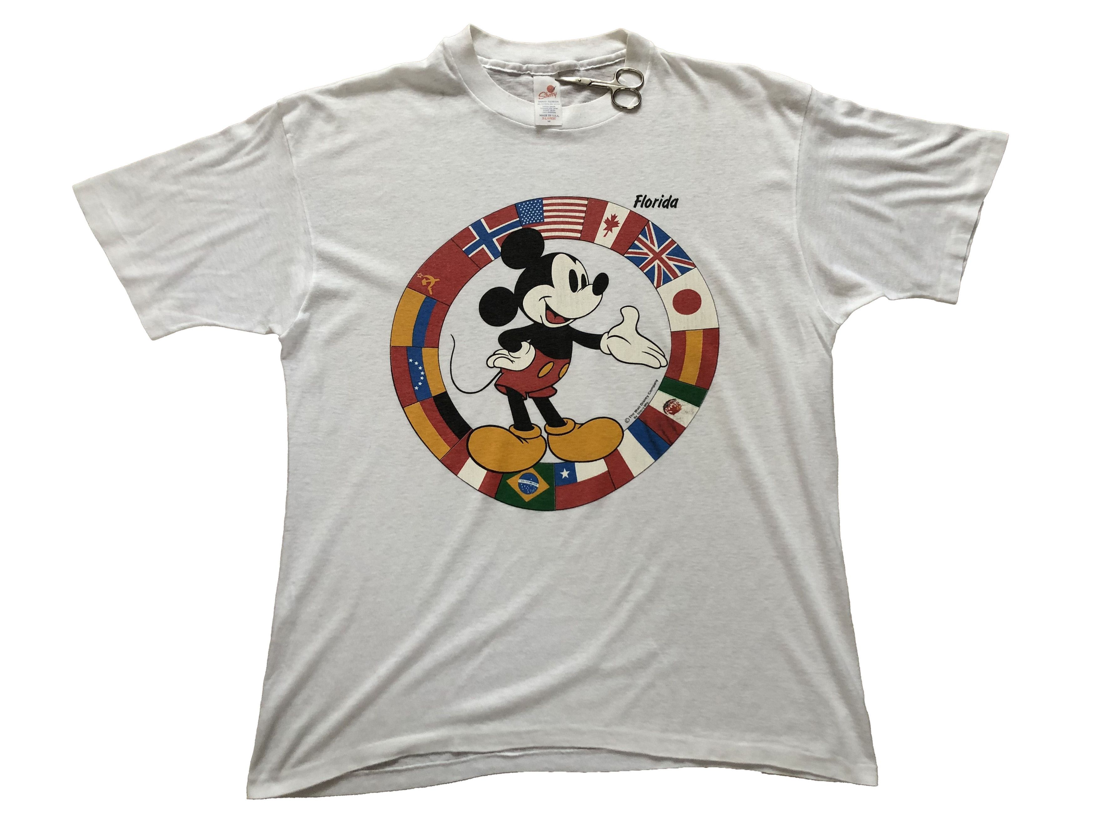 Disney × Vintage Vintage 80's Walt Disney World Epcot Center Flags Tee ...