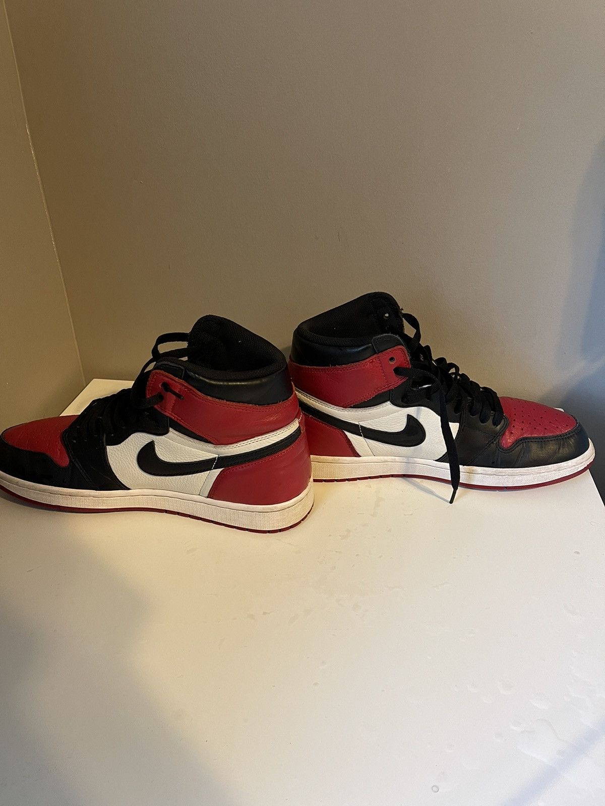 Jordan Brand × Nike Jordan 1 Bred Toe Size US 10 / EU 43 - 5 Thumbnail