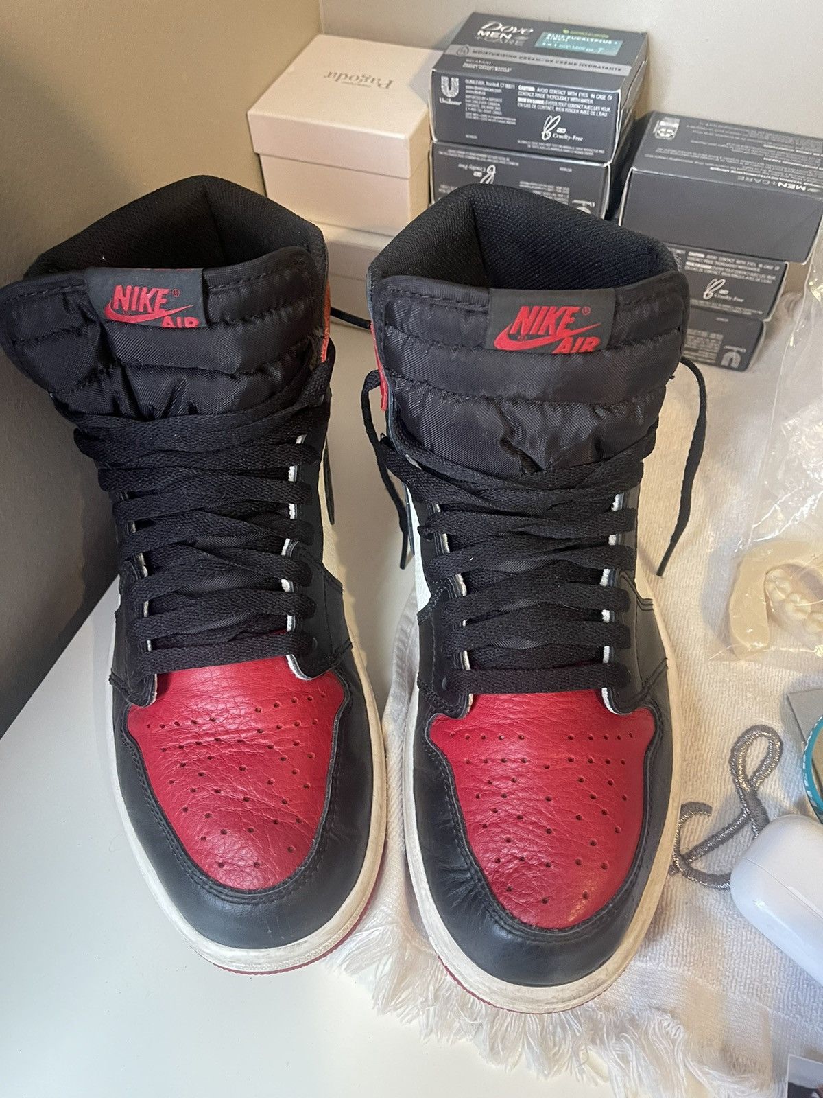 Jordan Brand × Nike Jordan 1 Bred Toe Size US 10 / EU 43 - 9 Thumbnail
