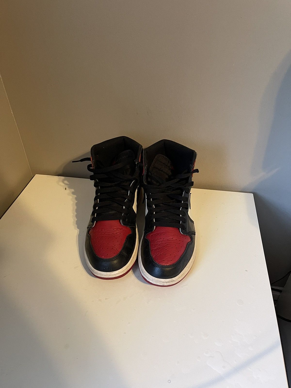 Jordan Brand × Nike Jordan 1 Bred Toe Size US 10 / EU 43 - 4 Thumbnail