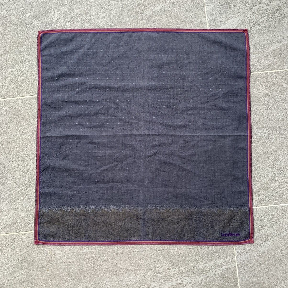 Versace × Vintage GIANNI VERSACE handkerchief bandana handky small logo Size ONE SIZE - 6 Thumbnail
