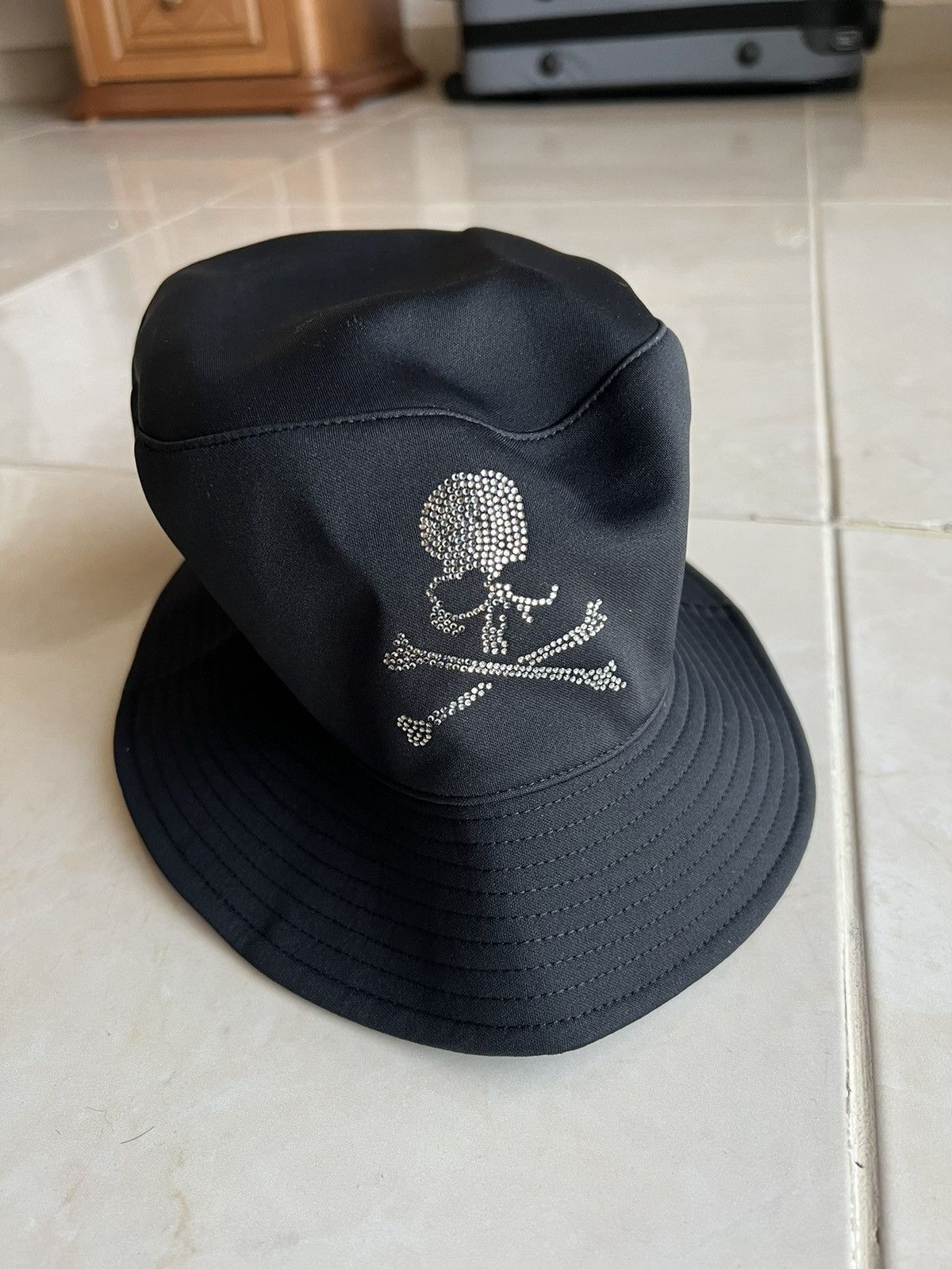 image of Mastermind Japan Mastermind World Swarovski Bucket Hat in Black, Men's