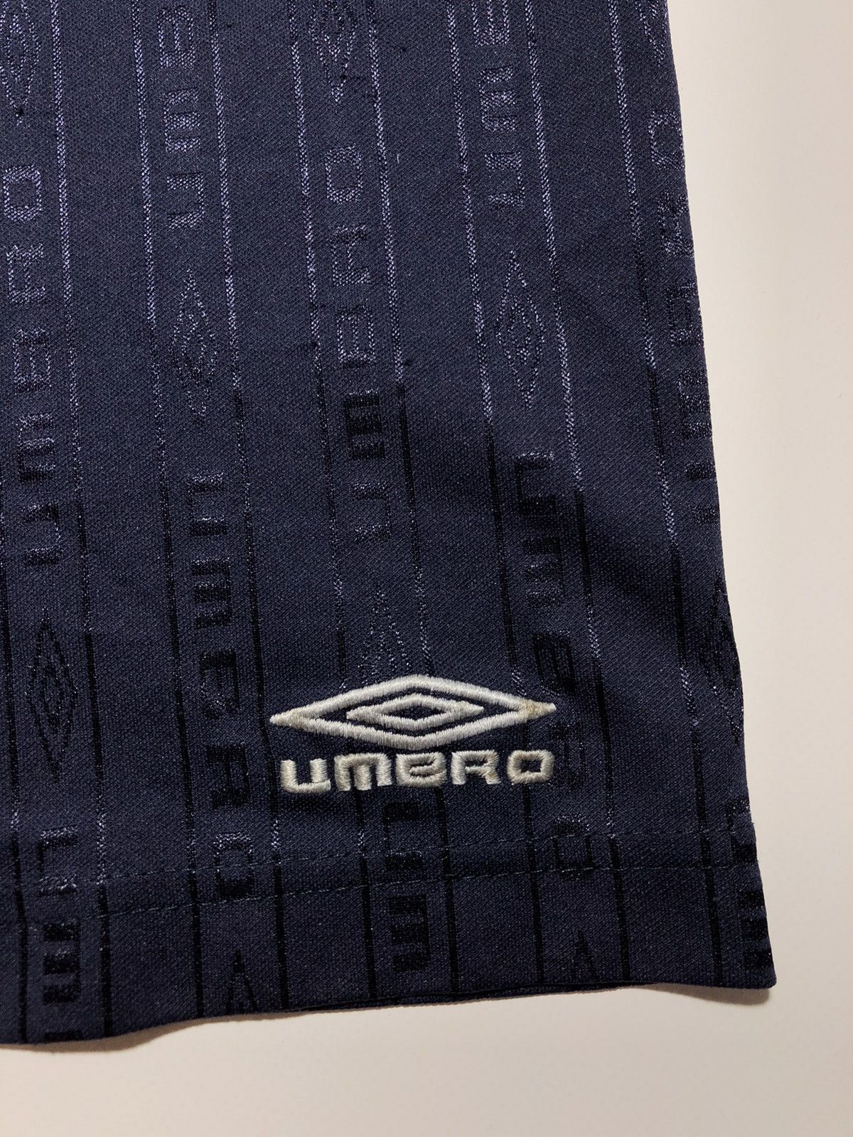 Umbro Vintage Umbro Monogram Shorts Size US 36 / EU 52 - 3 Thumbnail