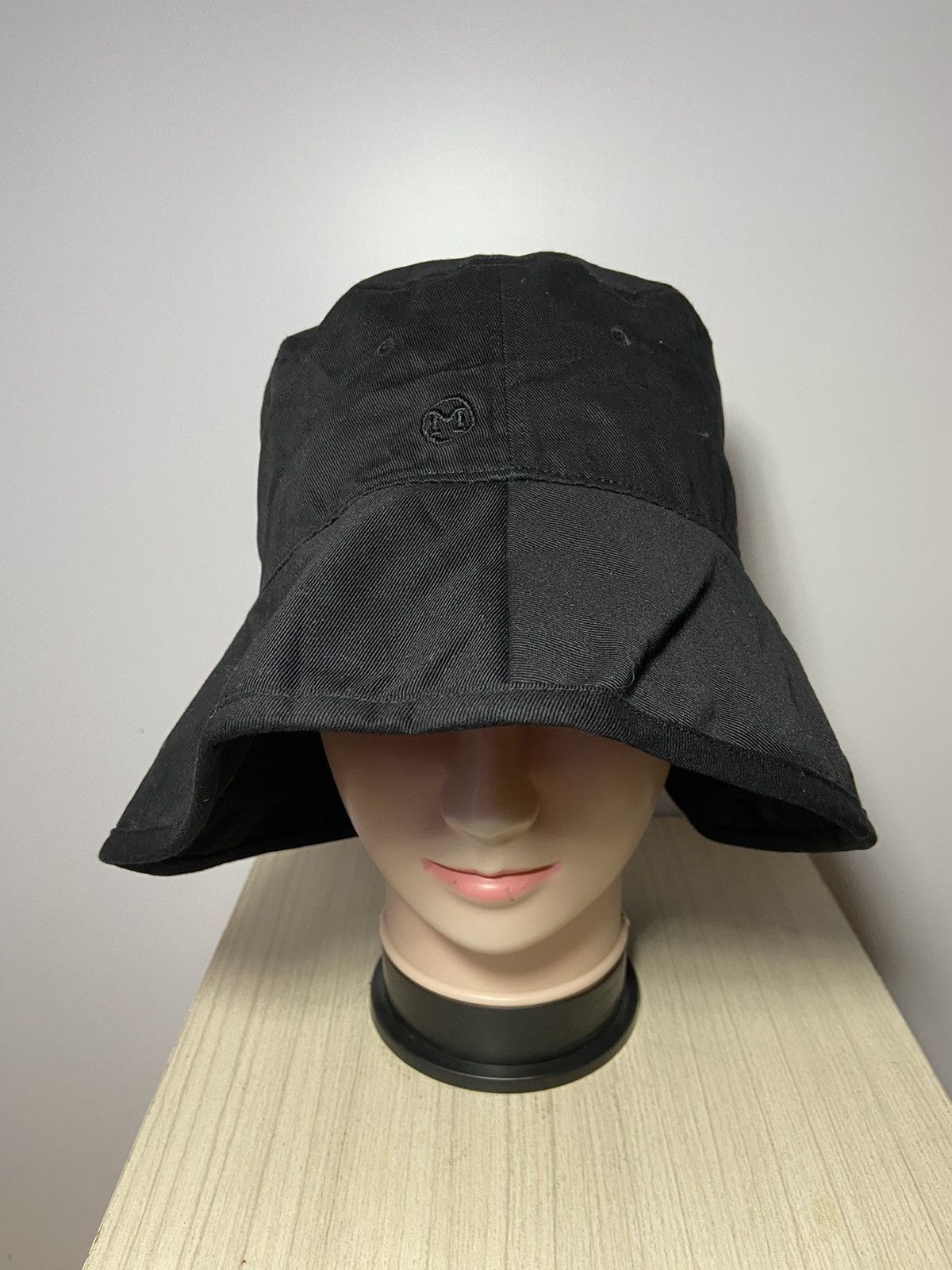 Japanese Brand MACK BARRY MACK LONG BUCKET HAT KOREAN STYLE MACK&MOTH Size ONE SIZE - 2 Thumbnail