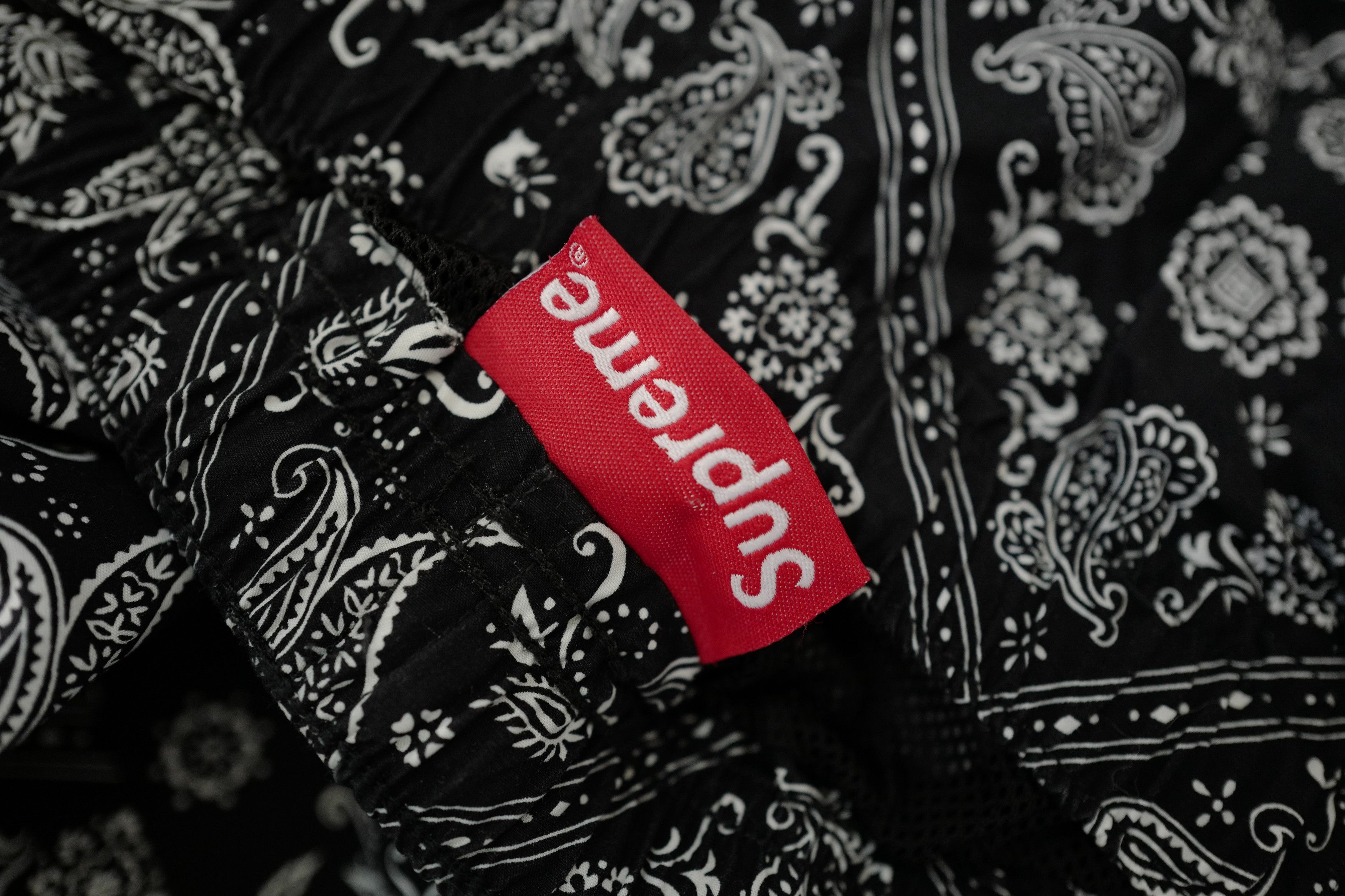 Supreme Bandana Track Pants (Black) Size US 32 / EU 48 - 5 Thumbnail