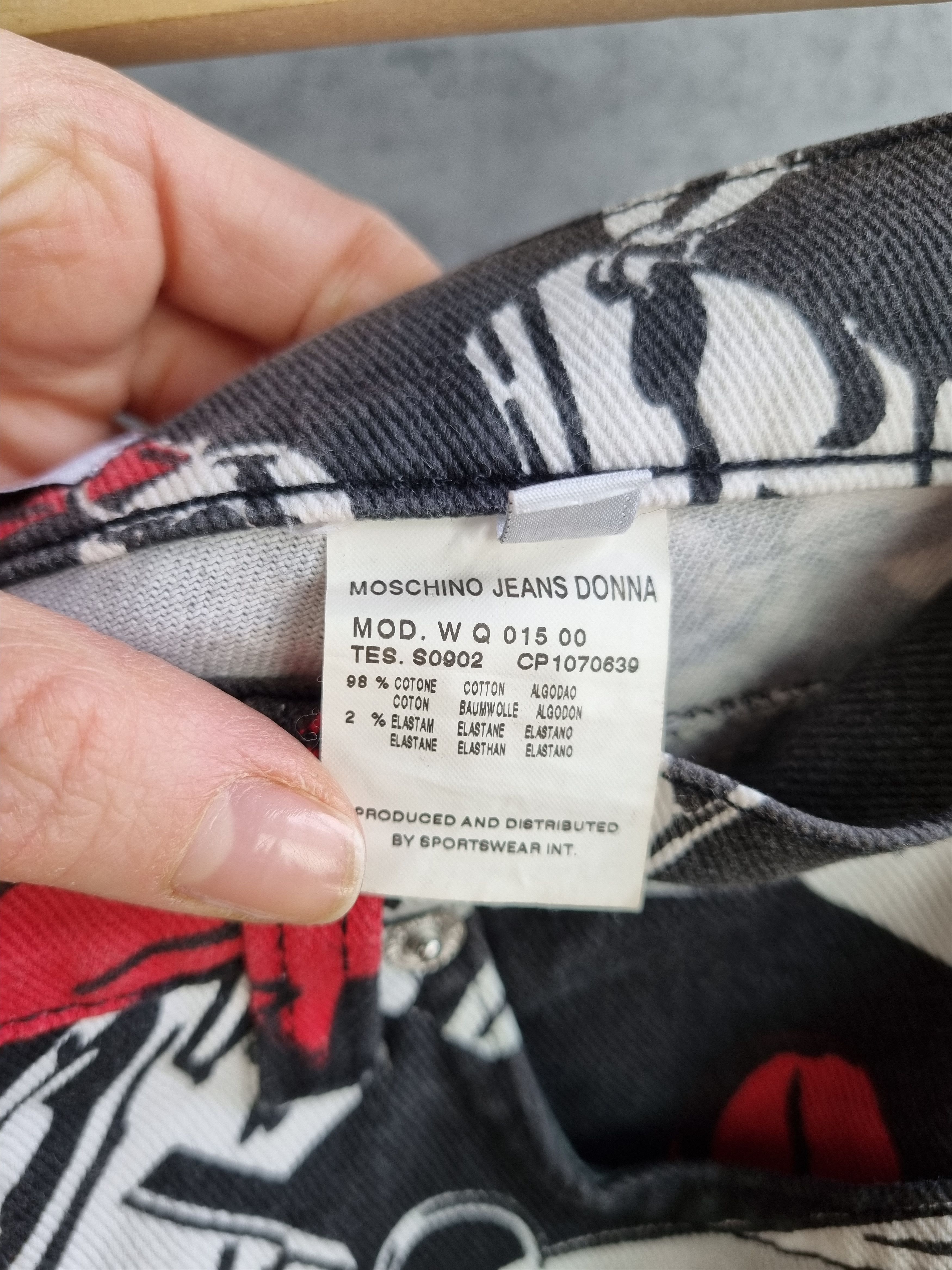 Moschino Rare MOSCHINO Flared Allover Print Denim Jeans Size 27" / US 4 / IT 40 - 13 Thumbnail