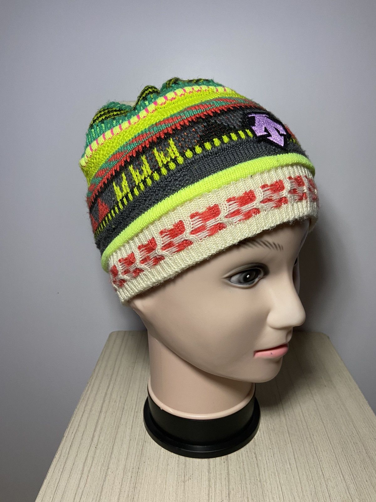 Descente DESCENTE COLOURFULL BEANIE SNOW HAT Size ONE SIZE - 3 Thumbnail