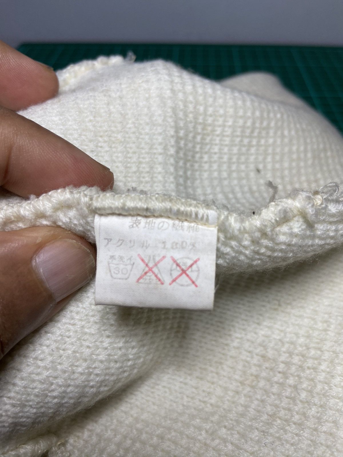 Japanese Brand × Vintage VINTAGE RARE F-1 JOHN PLAYER SPECIAL SNOW POM HAT Size ONE SIZE - 9 Thumbnail