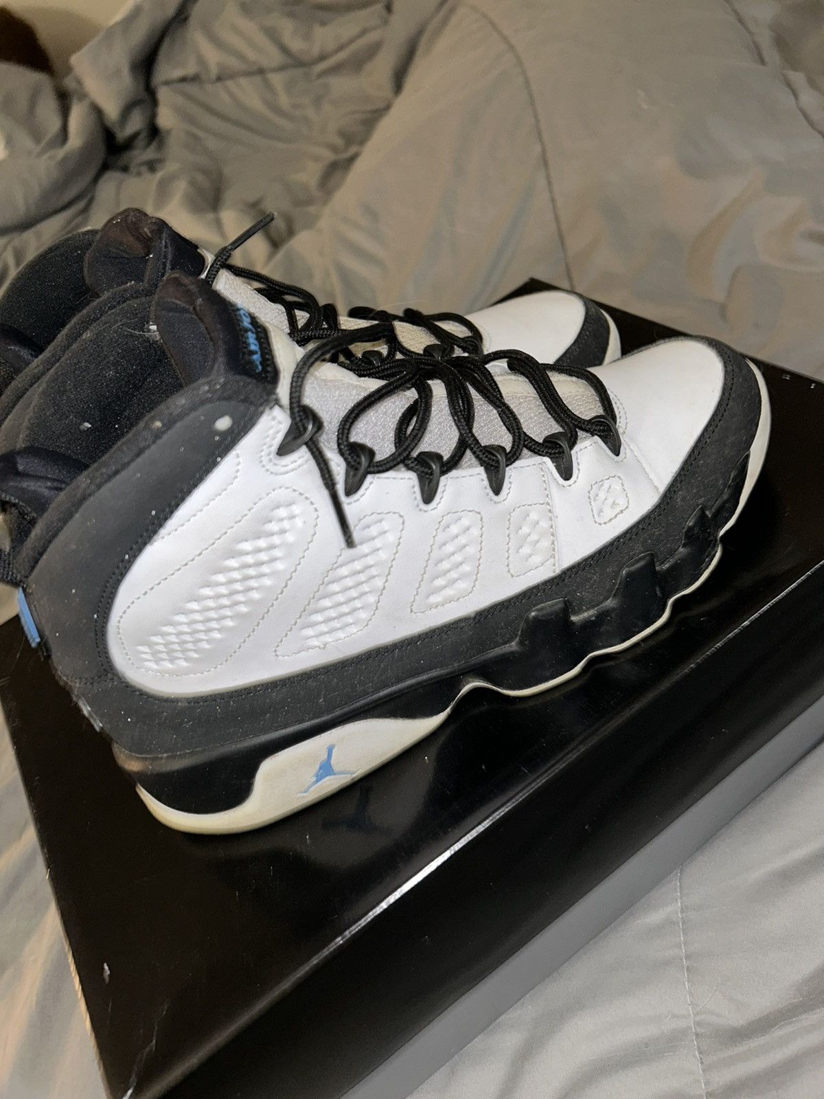 Air Jordan 9 University Blue