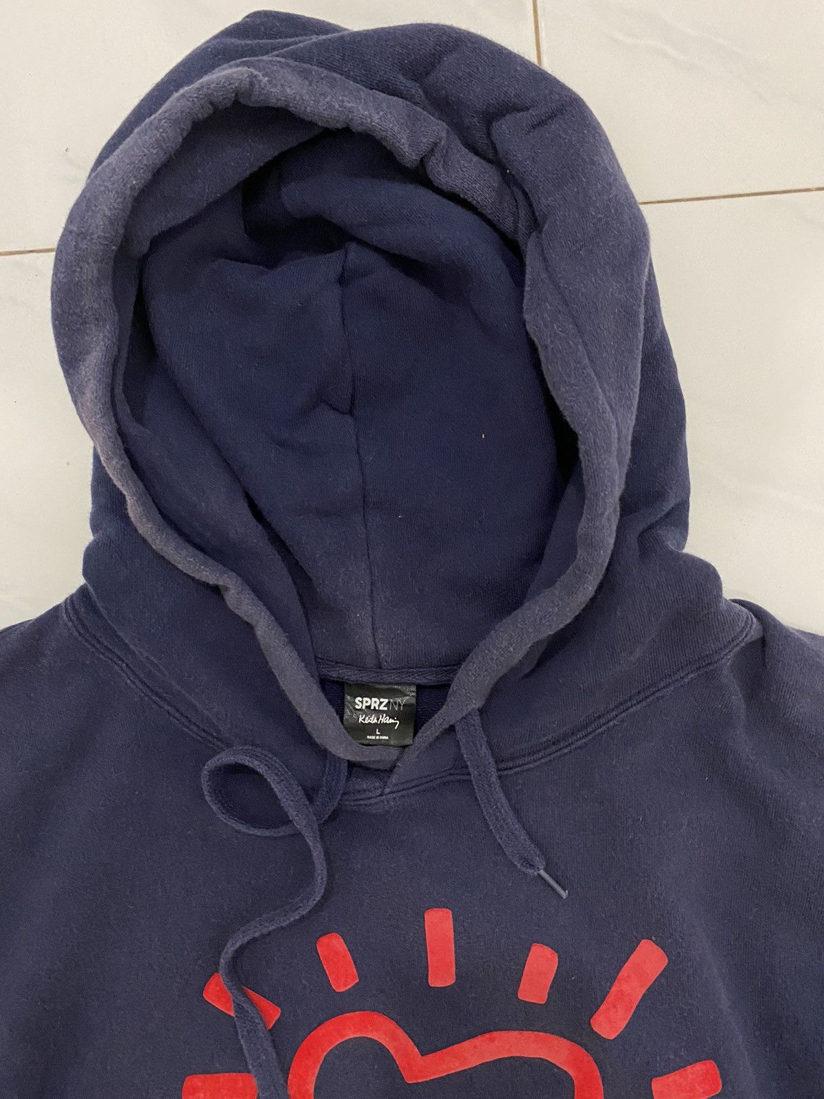 Japanese Brand Distress Keith Haring Museum of the Modern Art Hoodie Size US L / EU 52-54 / 3 - 6 Thumbnail