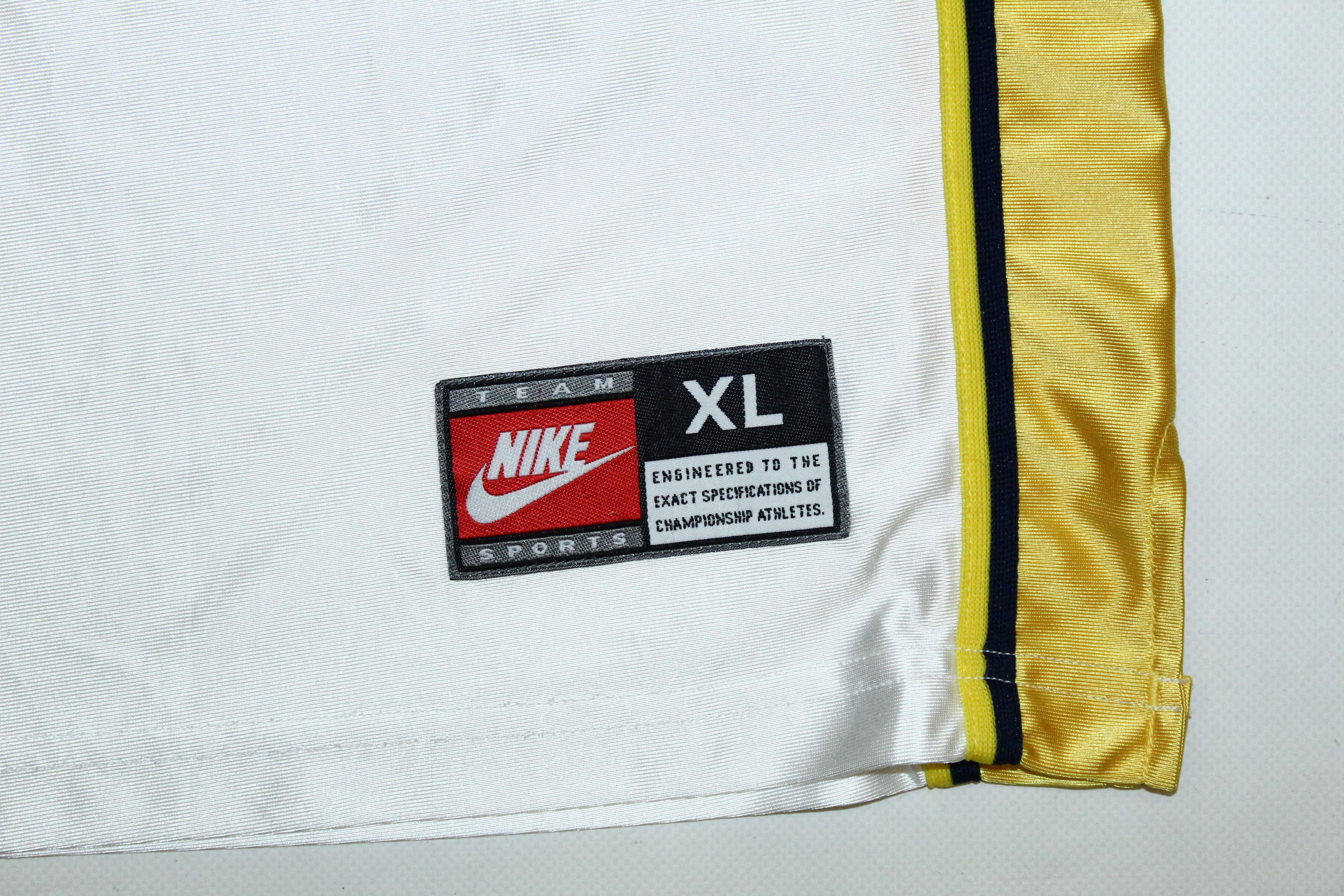 Nike 🔥 RARE VTG 🔥 Nike x Camel #15 big logo basketball jersey Size US XL / EU 56 / 4 - 5 Thumbnail