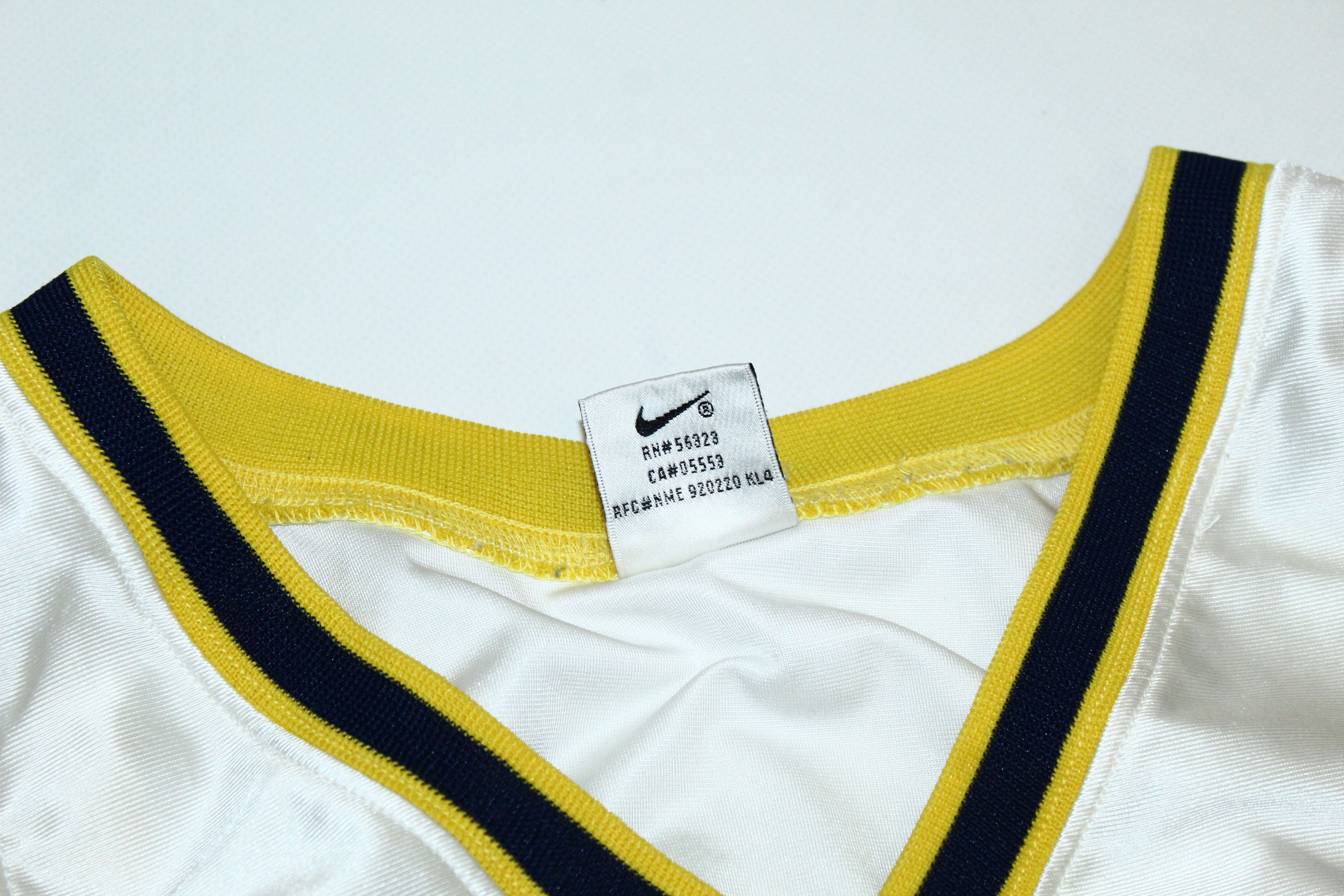 Nike 🔥 RARE VTG 🔥 Nike x Camel #15 big logo basketball jersey Size US XL / EU 56 / 4 - 7 Thumbnail