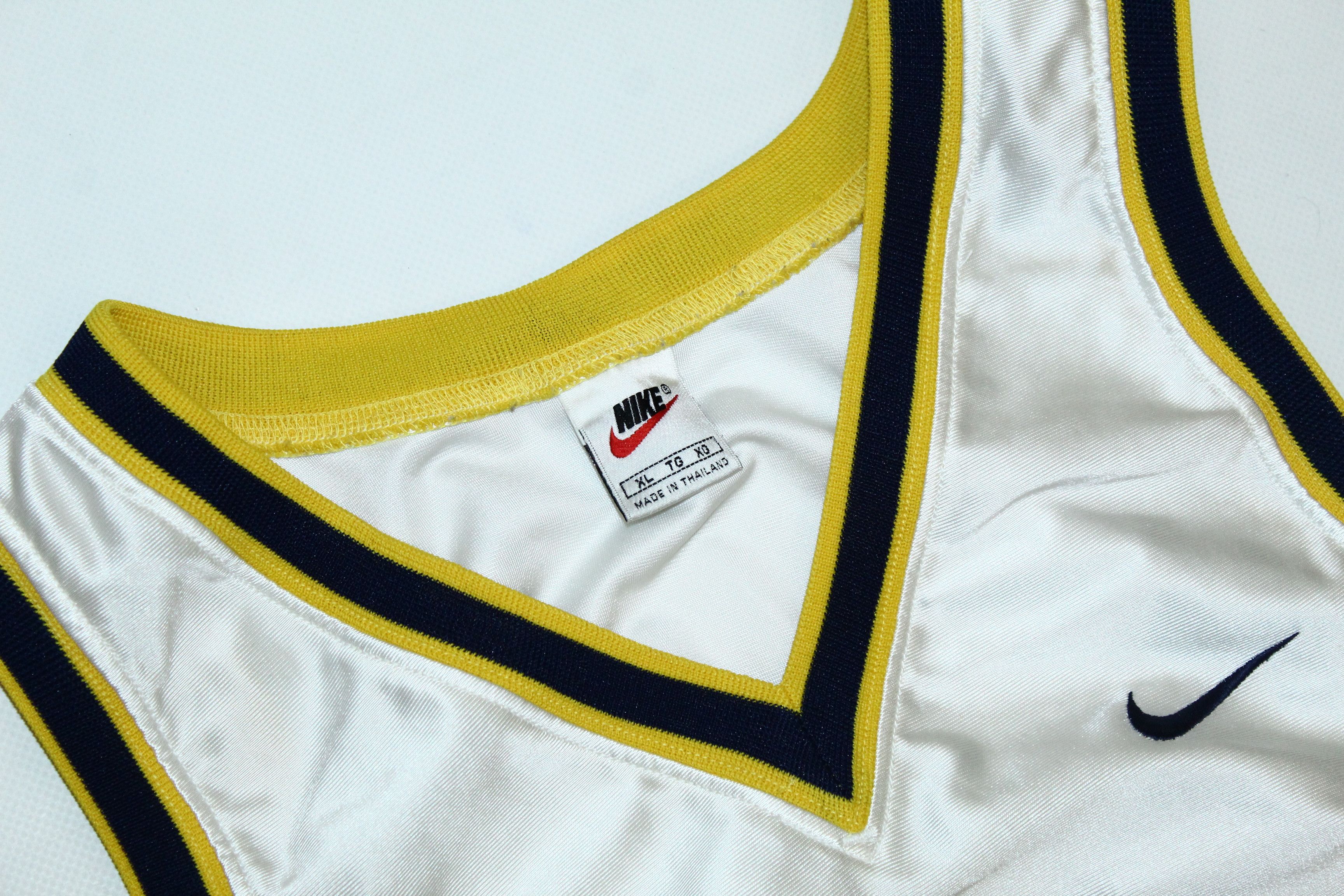 Nike 🔥 RARE VTG 🔥 Nike x Camel #15 big logo basketball jersey Size US XL / EU 56 / 4 - 6 Thumbnail