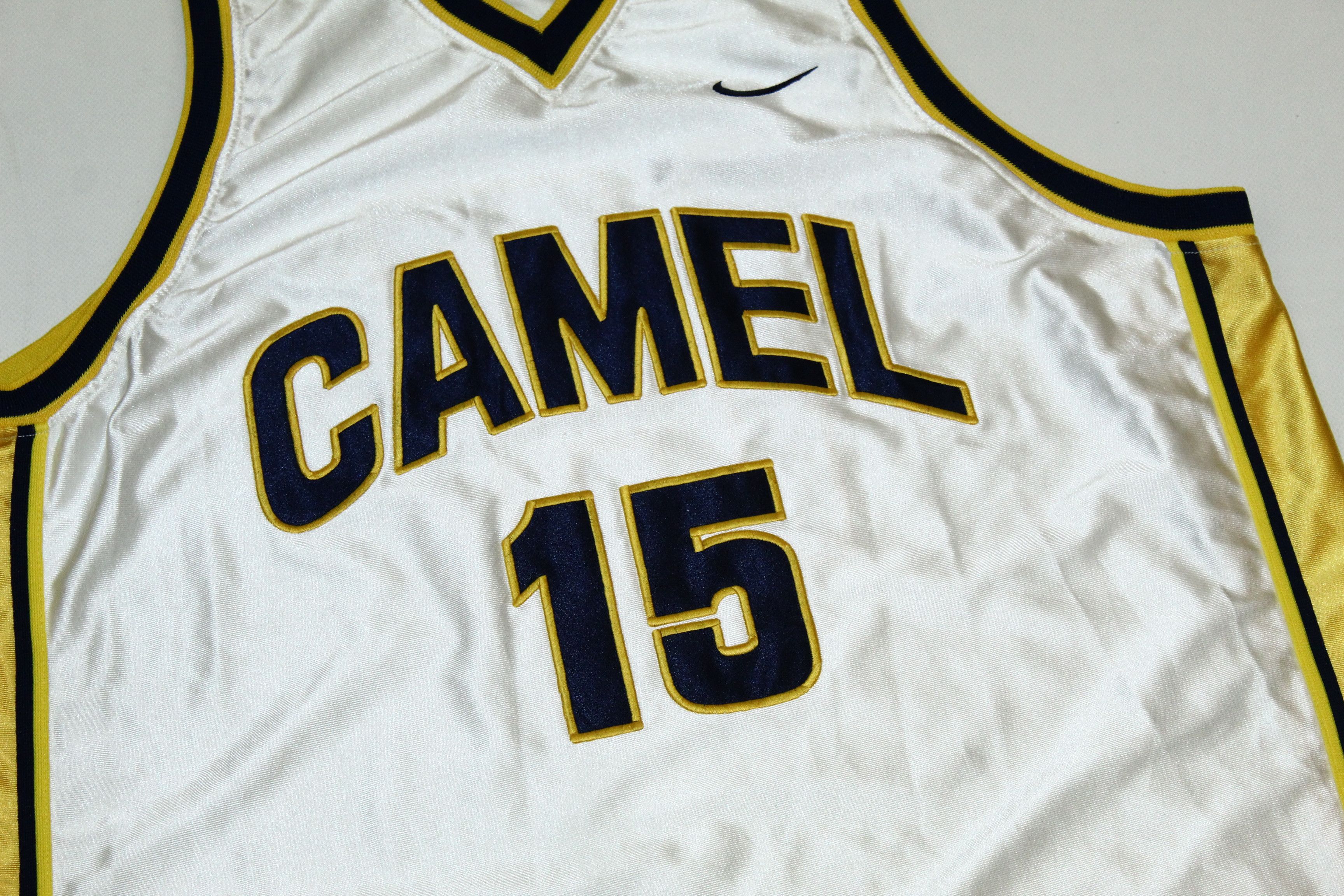 Nike 🔥 RARE VTG 🔥 Nike x Camel #15 big logo basketball jersey Size US XL / EU 56 / 4 - 4 Thumbnail