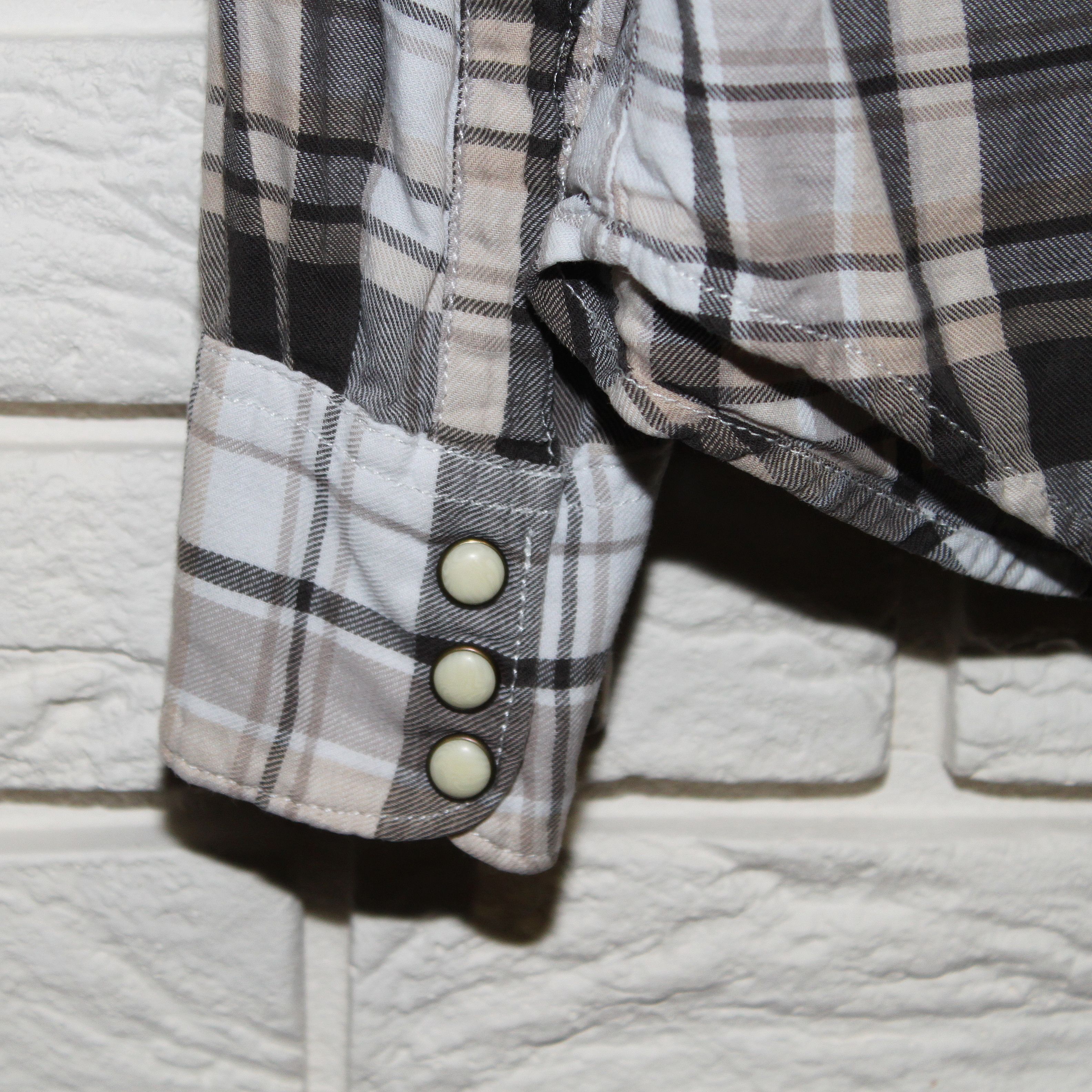 Levi's Levi's Beige Longsleeve Shirt Size M Size US M / EU 48-50 / 2 - 8 Thumbnail