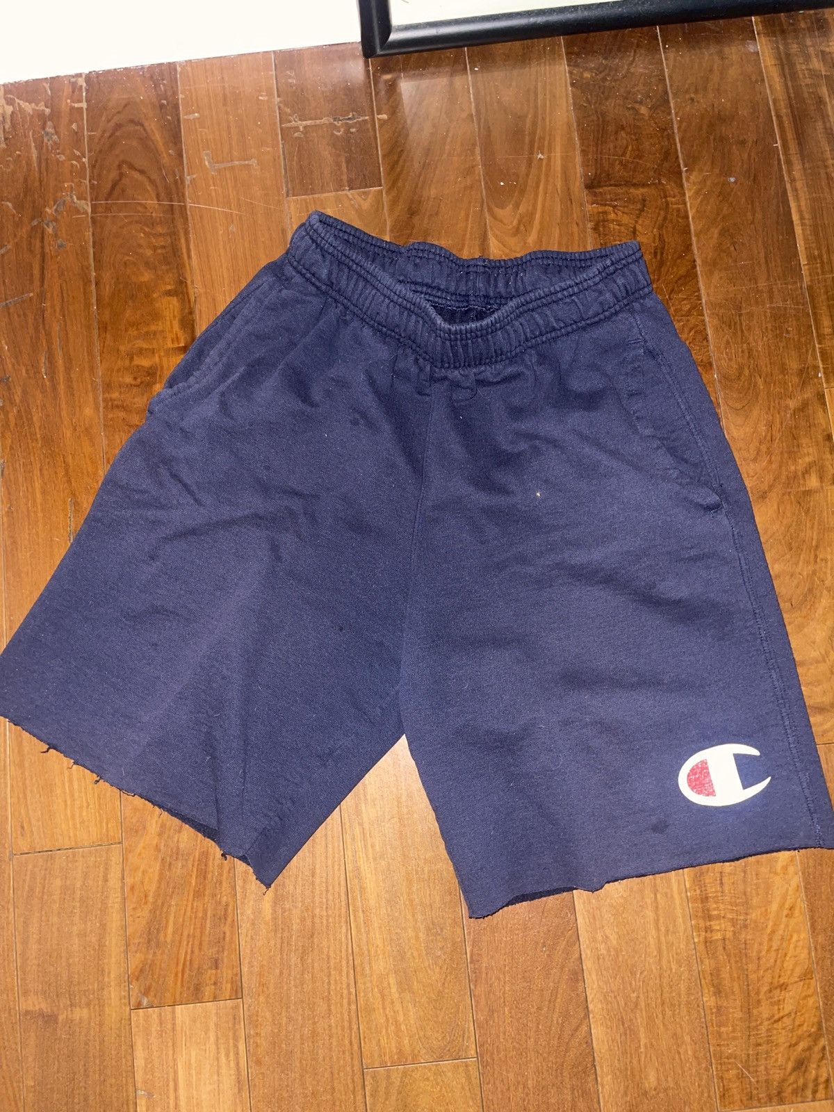 Champion Vintage champion short Size US 34 / EU 50 - 1 Thumbnail
