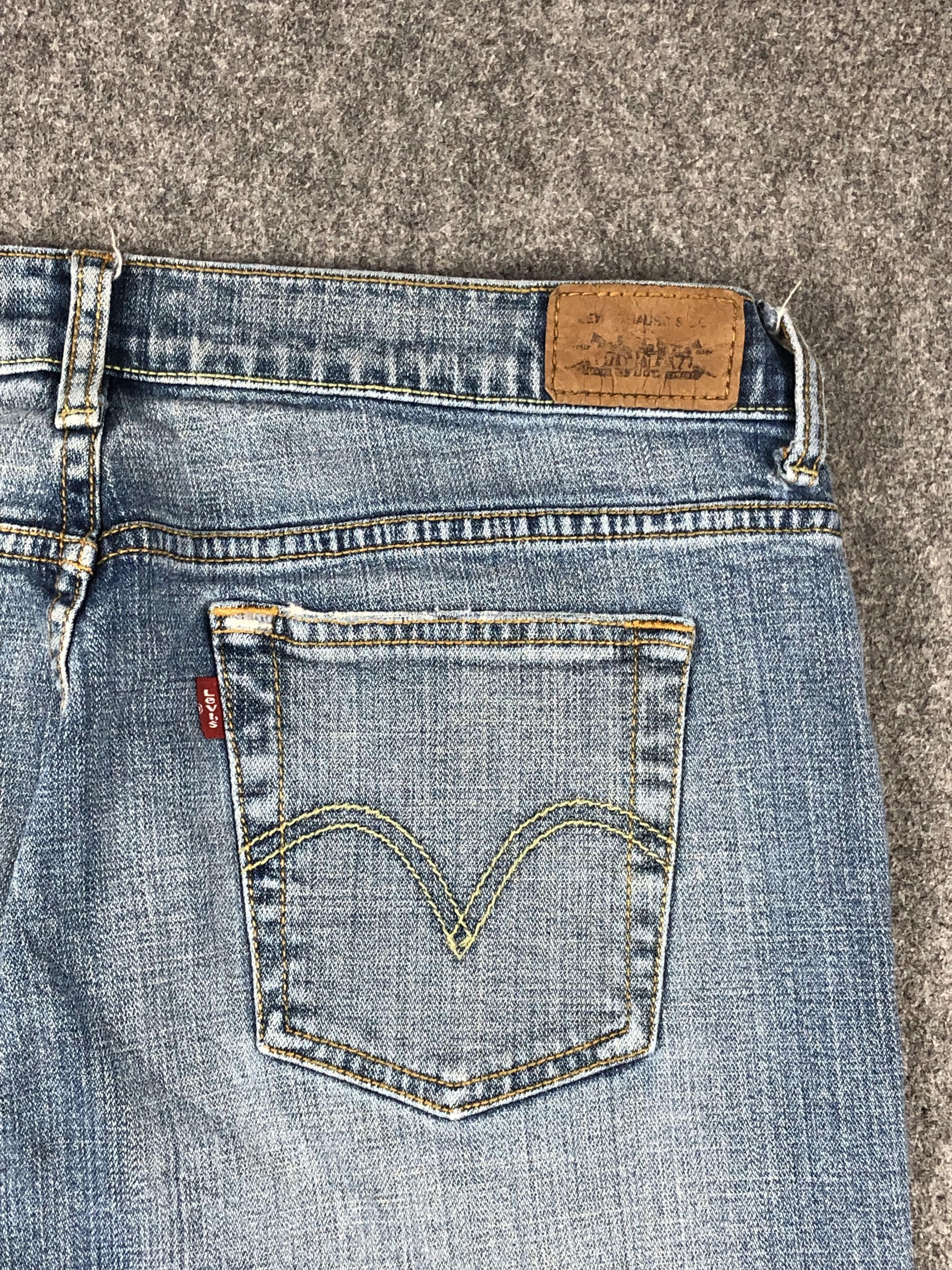 Levi's × Vintage Vintage Levis 515 Faded Blue Women Jeans DP2271 Size US 34 / EU 50 - 14 Thumbnail