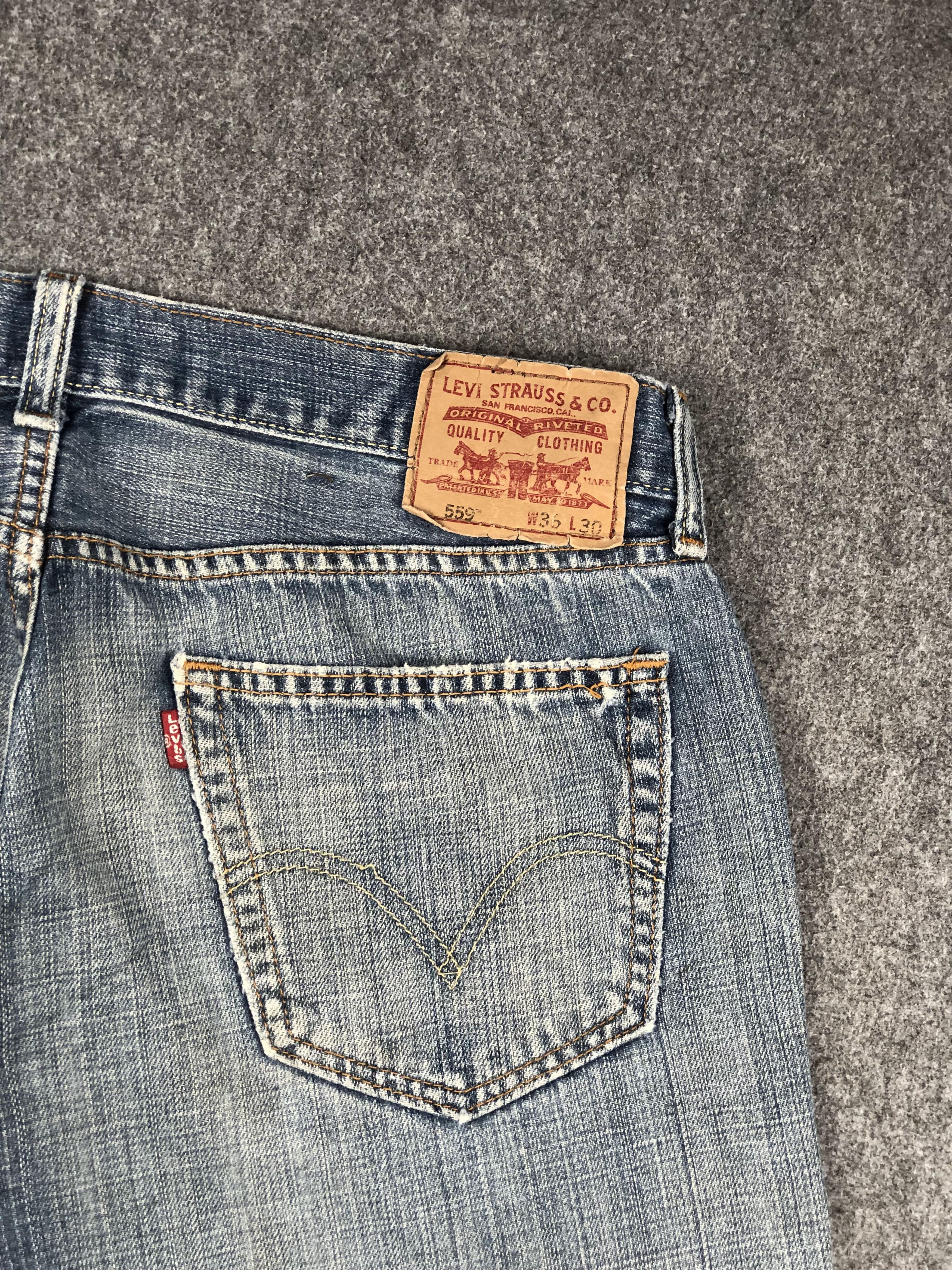 Levi's Vintage Levis 559 Faded Blue Jeans DP2272 Size US 36 / EU 52 - 20 Thumbnail