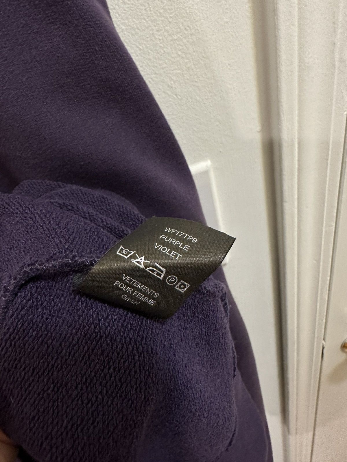 Vetements 🔥Brand New Vetements Oversized Unskinny Purple Sweatshirt Size US S / EU 44-46 / 1 - 6 Thumbnail