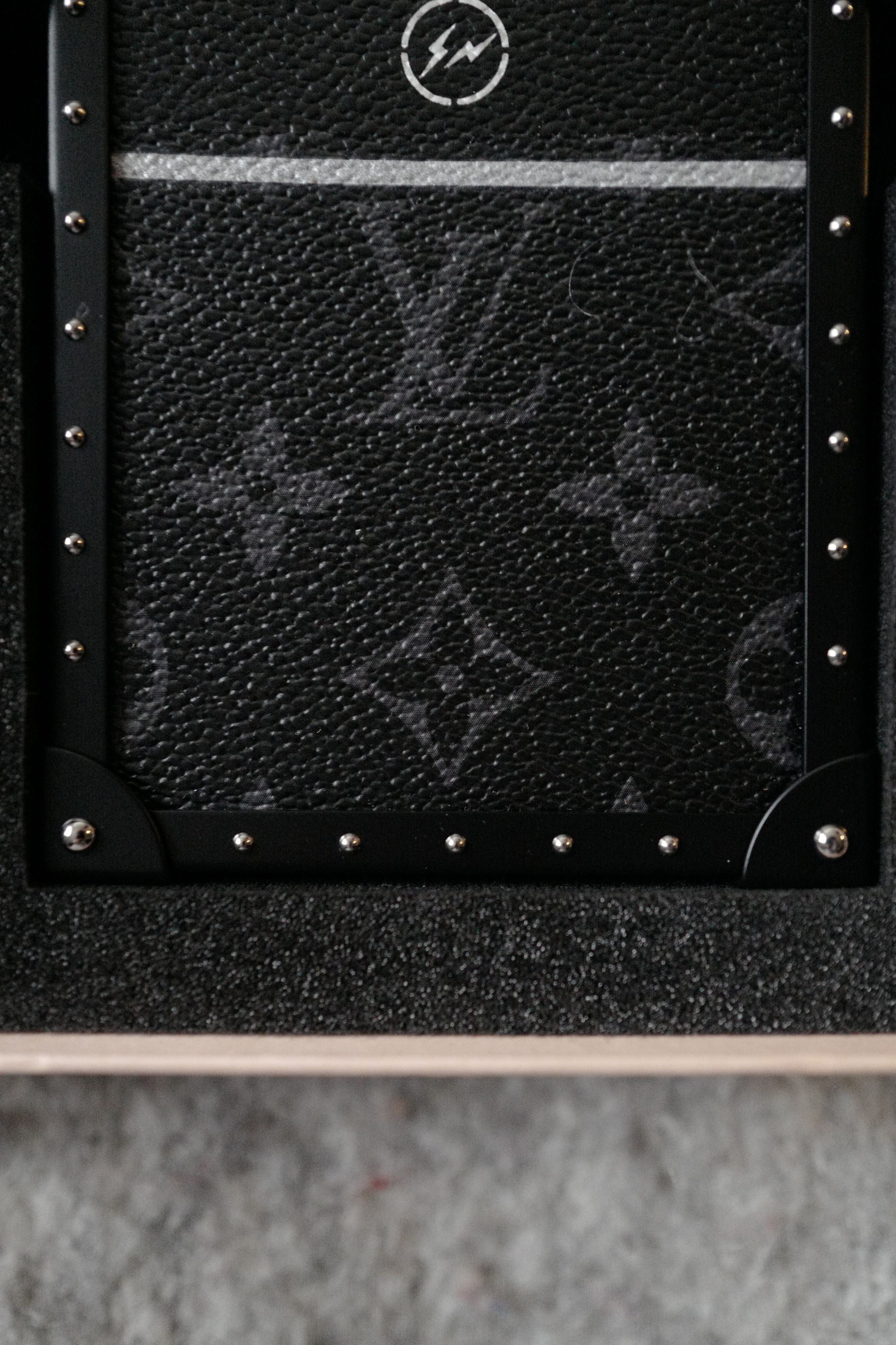 Fragment Design × Louis Vuitton iPhone 7+ / 8+ Trunk Size ONE SIZE - 6 Thumbnail