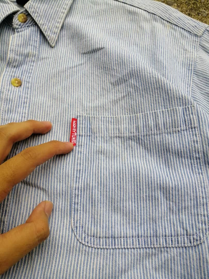 Cartoon Network × Vintage × Warner Bros Vintage 90s Looney Tunes Hickory Stripe Button Shirt Size US L / EU 52-54 / 3 - 5 Thumbnail