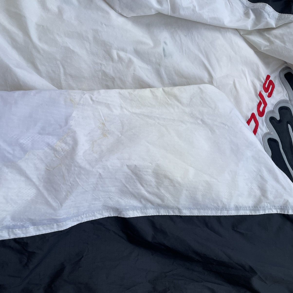 Fubu × JNCO × Phat Farm VINTAGE FUBU EMBROIDERED SPELL OUT JACKET Size US L / EU 52-54 / 3 - 13 Thumbnail
