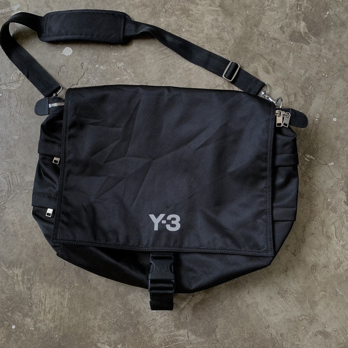 Y-3 Yohji Yamamoto X Adidas Messenger Bag in Black, Men's