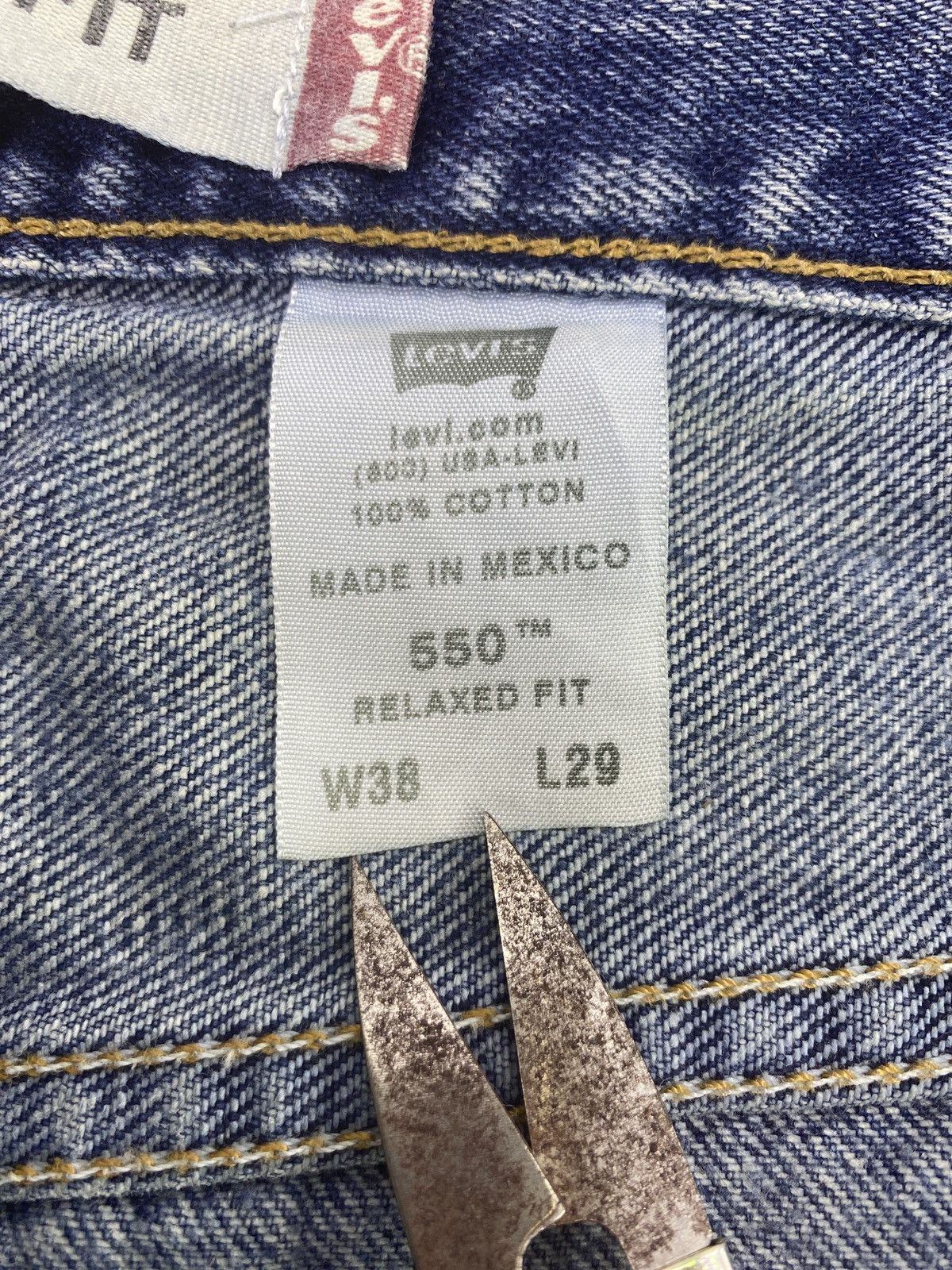 Levi's Vintage Levi's 550 Jeans Blue Wash- J705 Size US 38 / EU 54 - 5 Thumbnail
