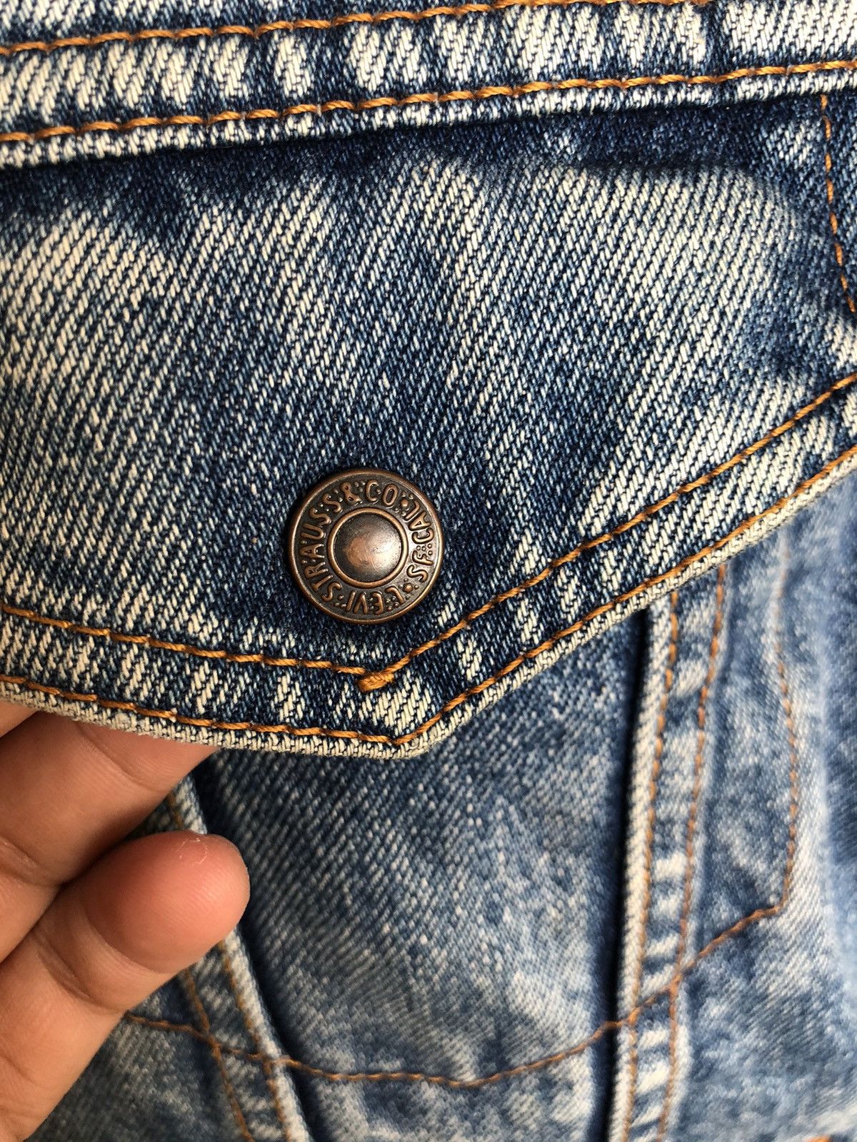 Levi's Vintage Levis Sherpa Distressed Colour Trucker Denim Jackets Size US L / EU 52-54 / 3 - 11 Thumbnail