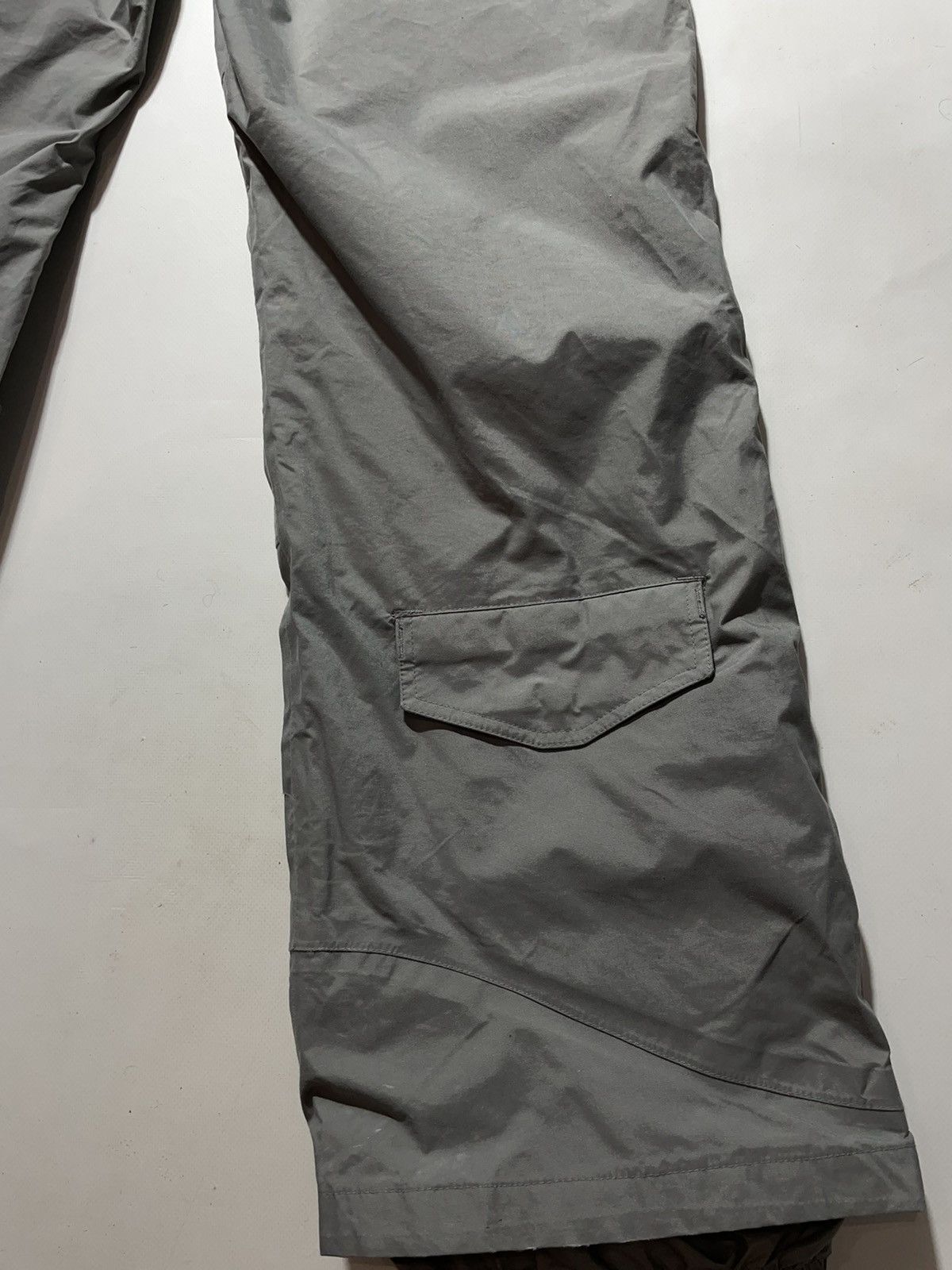 Nike Vintage Nike Acg Women’s Snowboard/Ski Pants Size 30" / US 8 / IT 44 - 8 Thumbnail