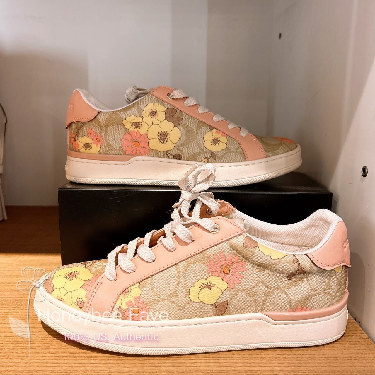 Coach Clip Low Top Sneaker In Signature Canvas With Floral