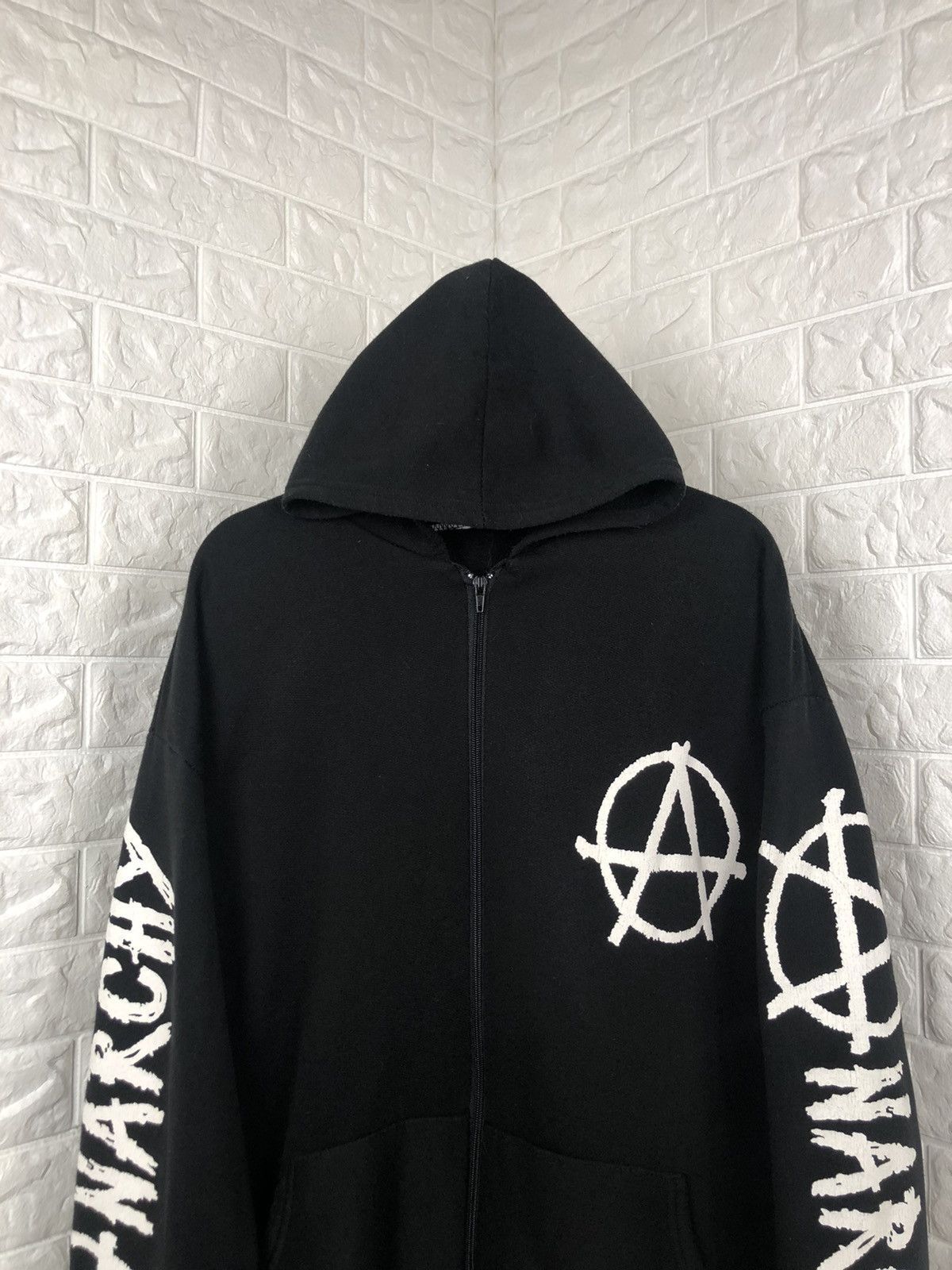 Band Tees × Vintage Vintage Anarchy Metal Hoodie Size : XL Size US XL / EU 56 / 4 - 5 Thumbnail