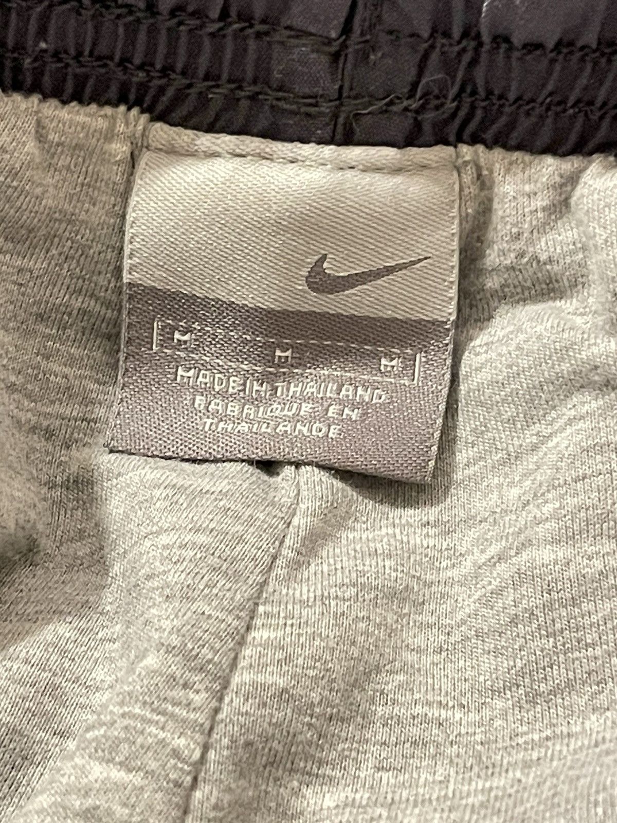 Nike × Vintage Vintage Y2K Nike Drill Lined Nylon Joggers Gorpcore Size US 31 - 5 Thumbnail
