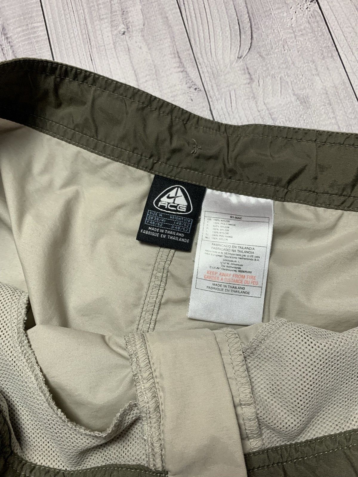 Vintage Vintage Nike ACG cargo pants size M Size US 32 / EU 48 - 6 Thumbnail